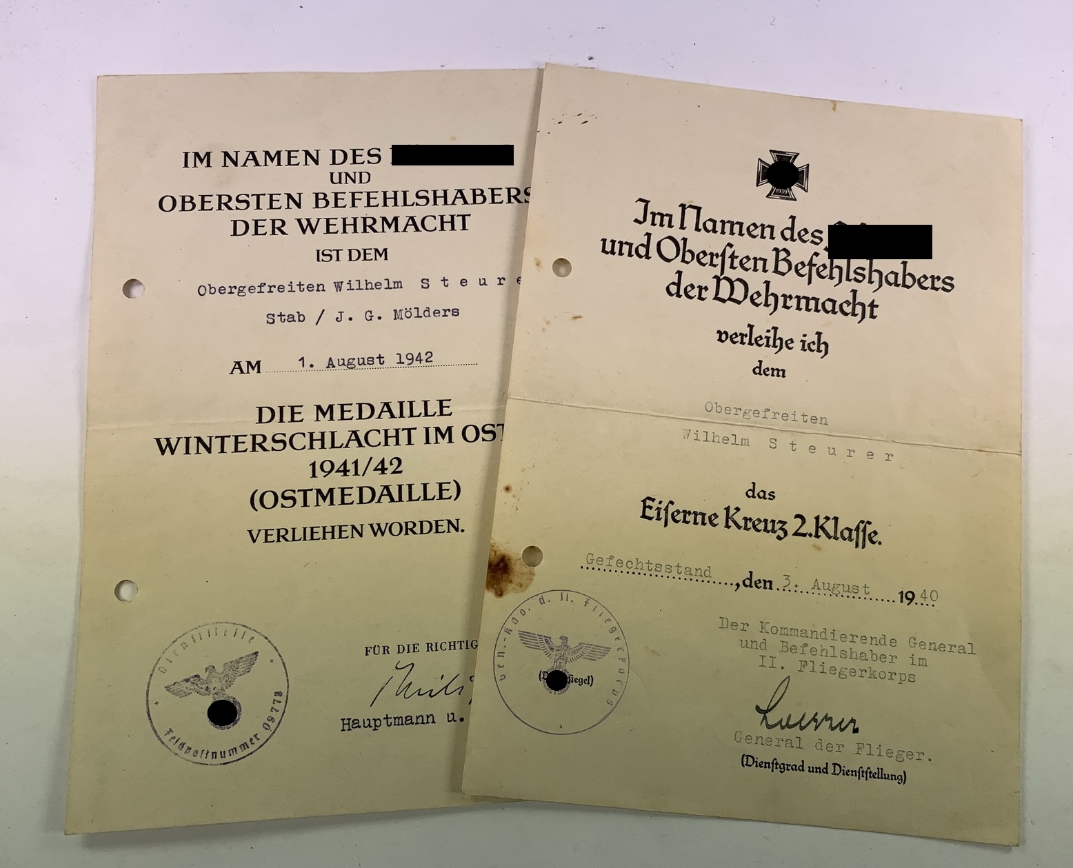 urkunden_gruppe_jagdgeschwader_m_lders_1__1 Two Documents, Jagdgeschwader Mölders – Bild 1