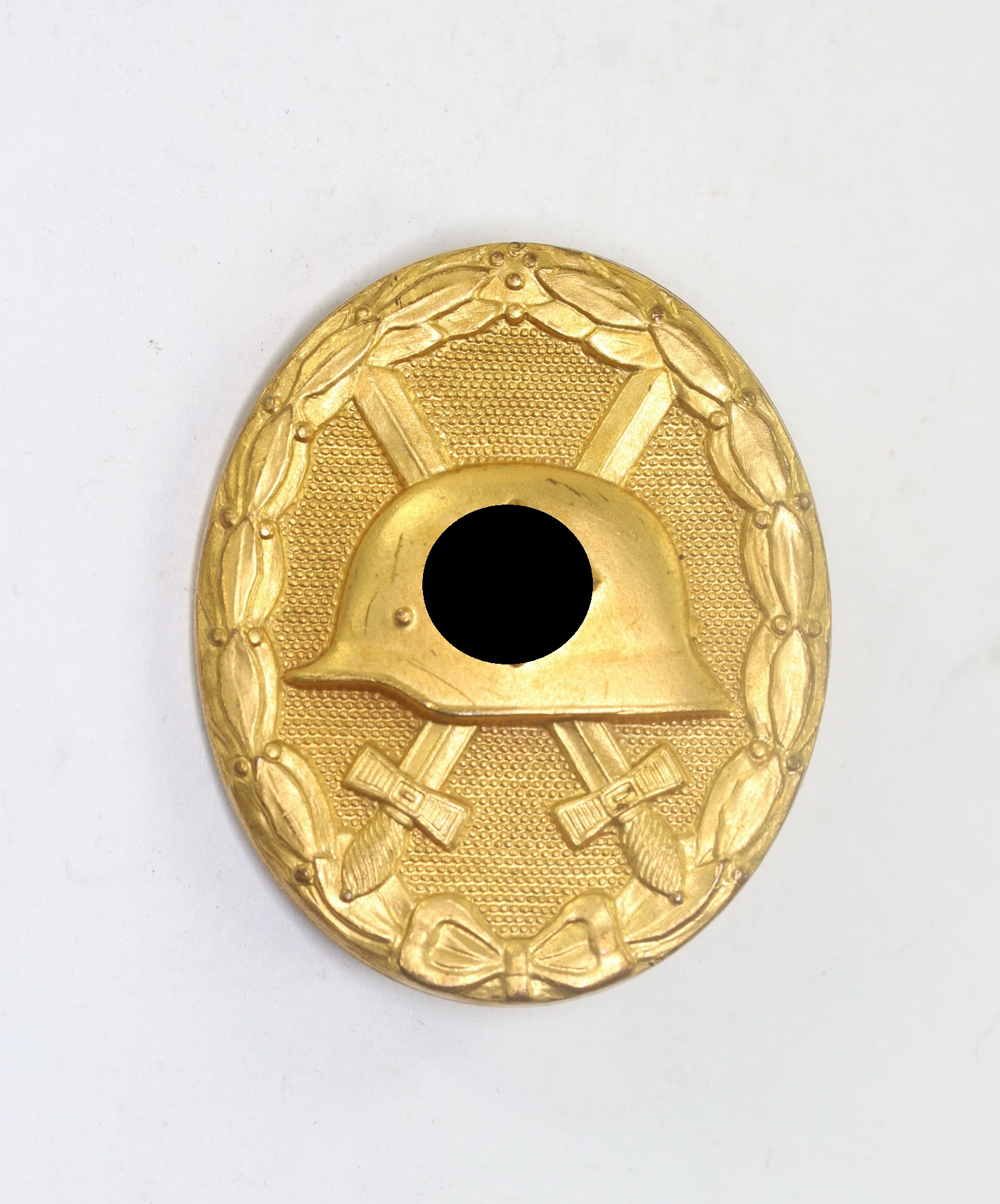 Verwundetenabzeichen in Gold 1939, Hauptmünzamt, Wien (Buntmetall) – Bild 1