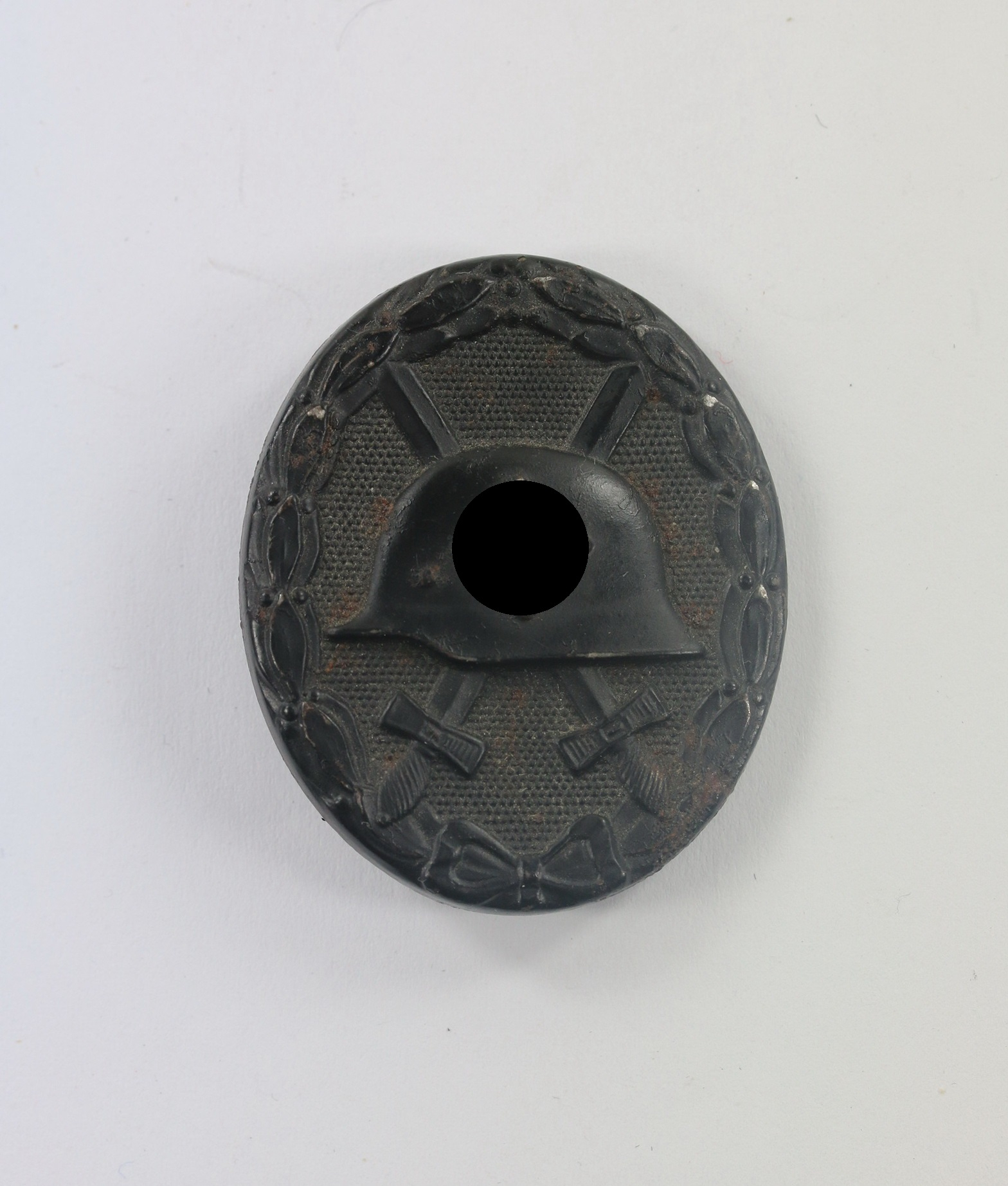  Verwundetenabzeichen in Schwarz 1939, Hst. 65 42 und K&Q – Bild 1