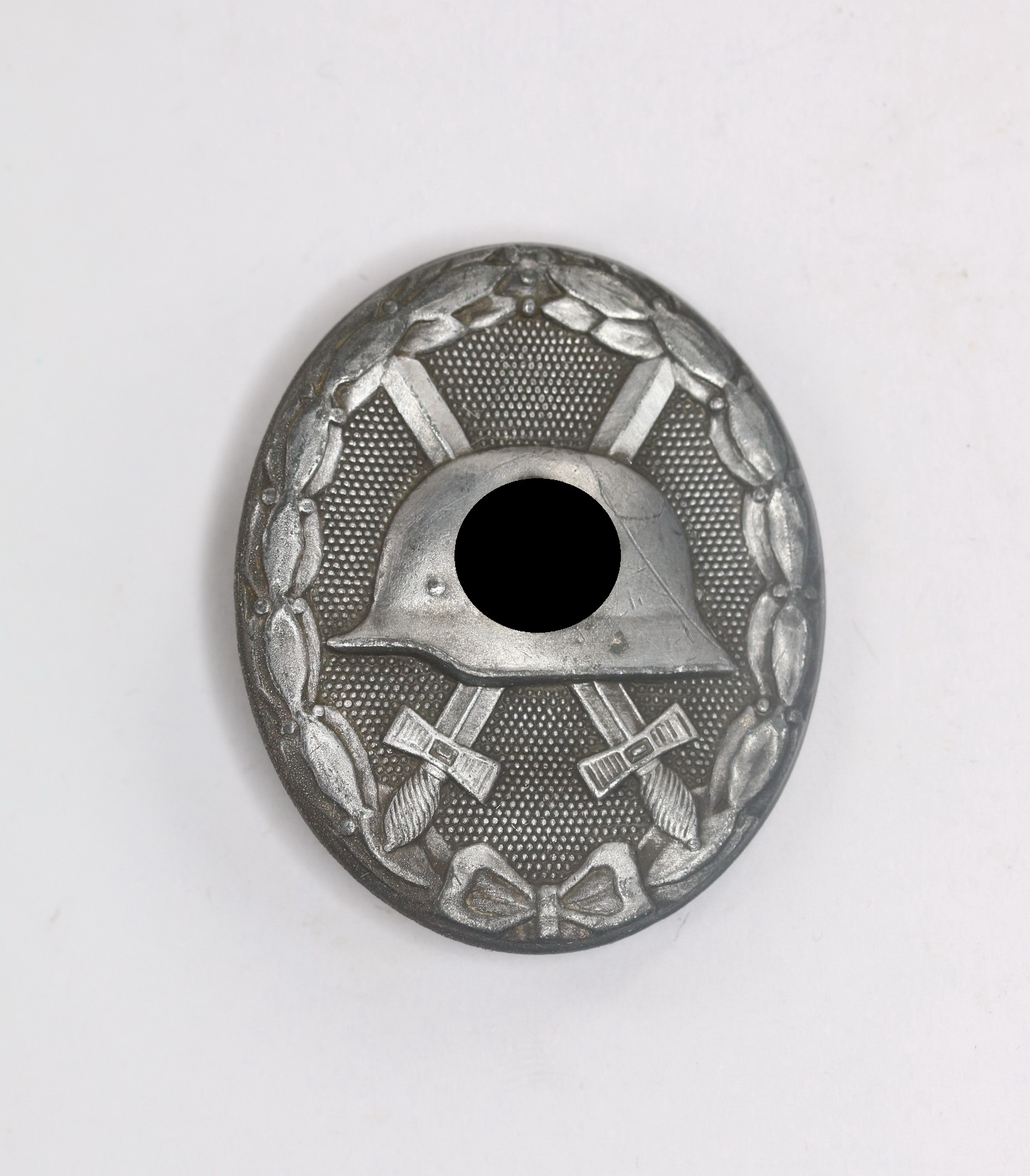 Silver Wound Badge 1939. Maker 107 (Carl Wild, Hamburg) – Bild 1