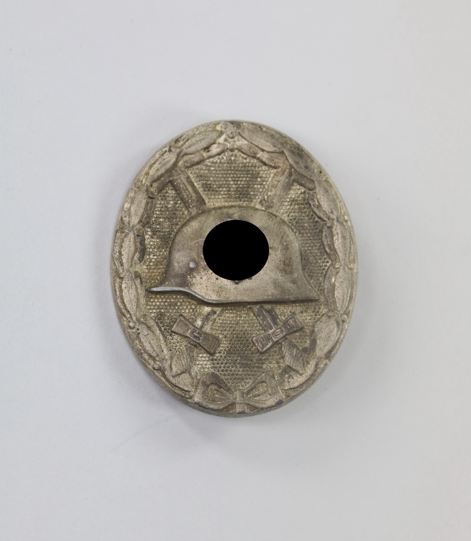 Silver Wound Badge 1939. Maker 107 (Carl Wild, Hamburg) – Bild 1