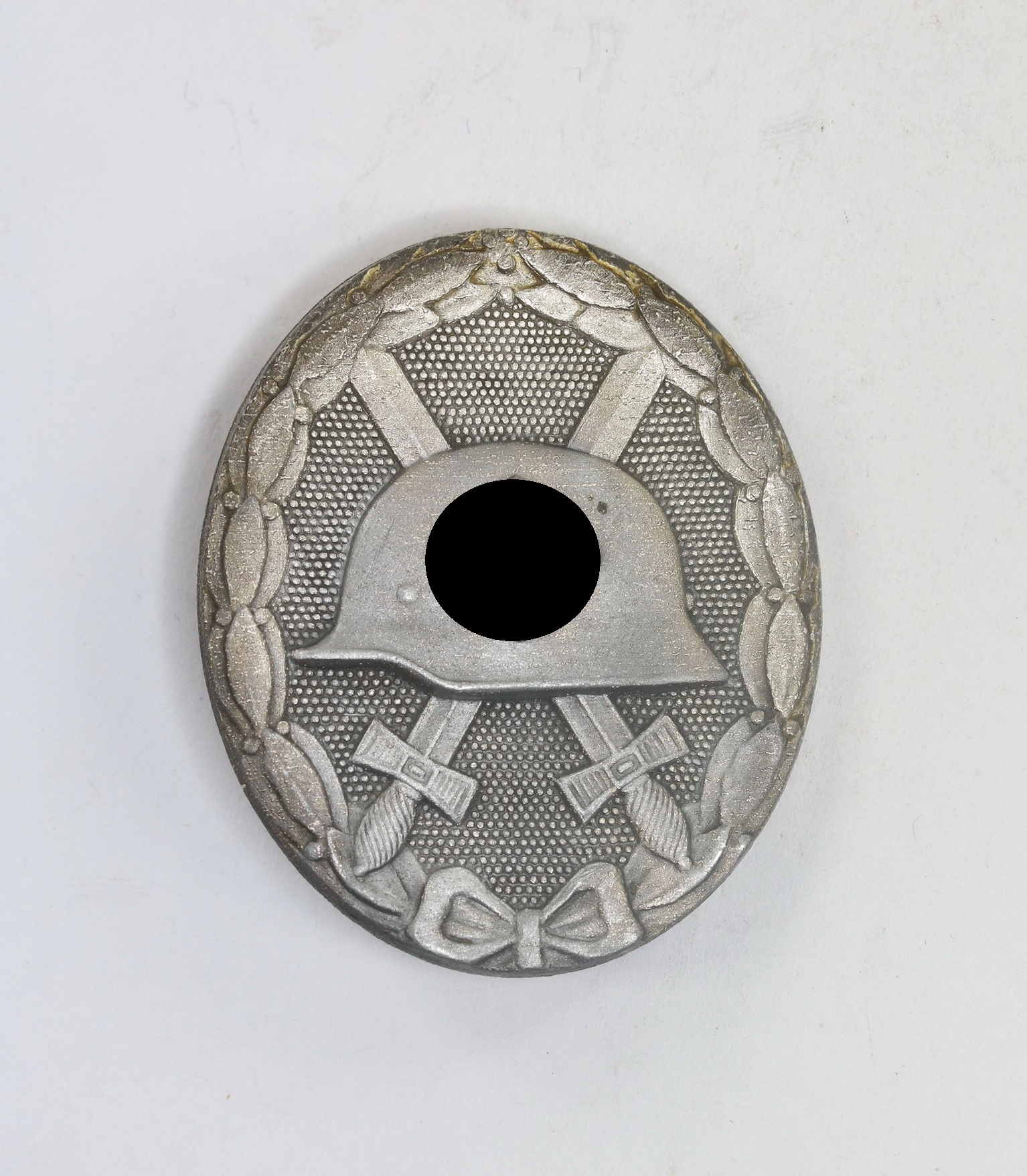 Silver Wound Badge. Maker 26 (B.H. Mayer, Pforzheim) – Bild 1