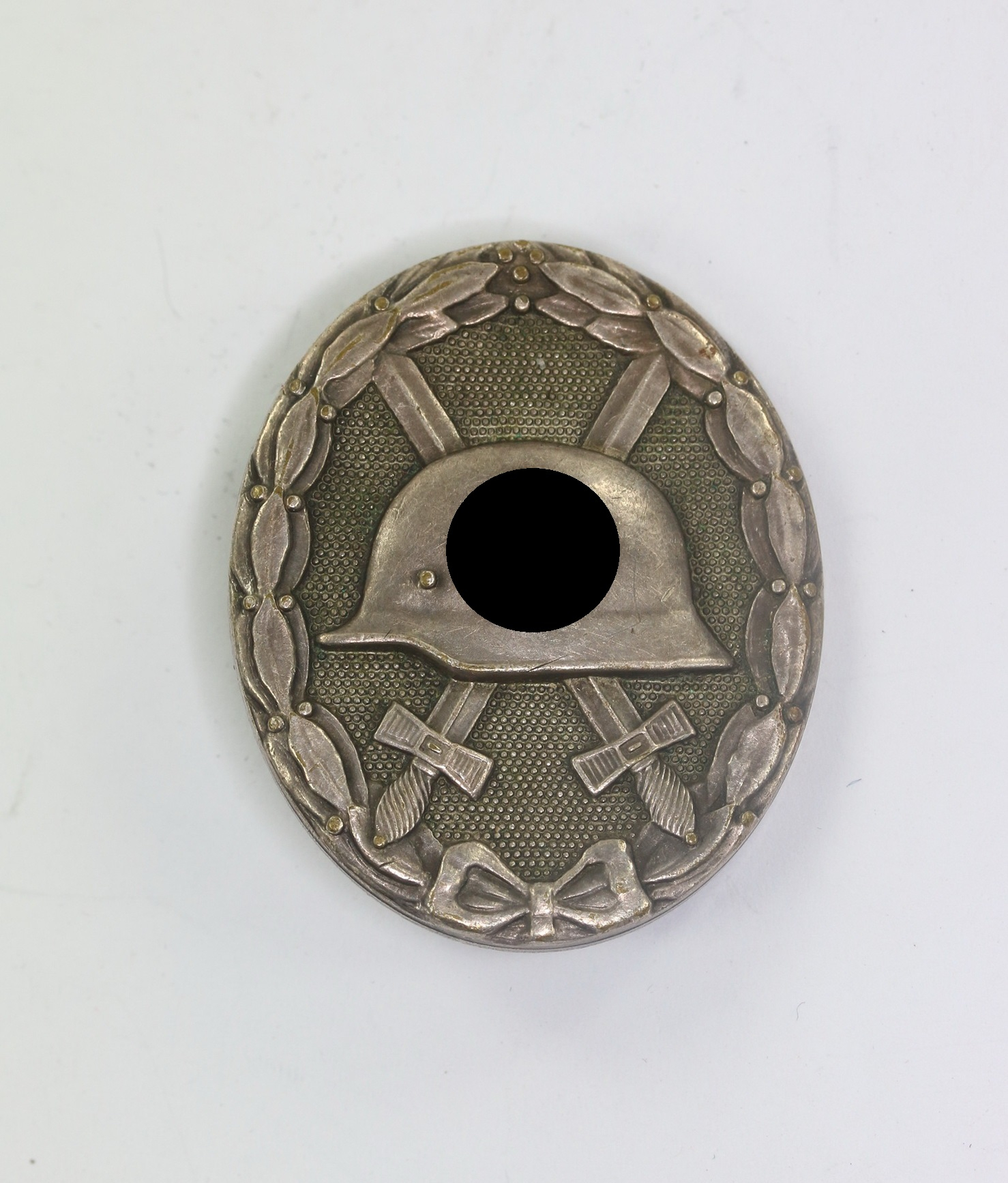 verwundetenabzeichen_in_silber_1939_hst Silver Wound Badge 1939. Maker 30 (Vienna Main Mint). – Bild 1