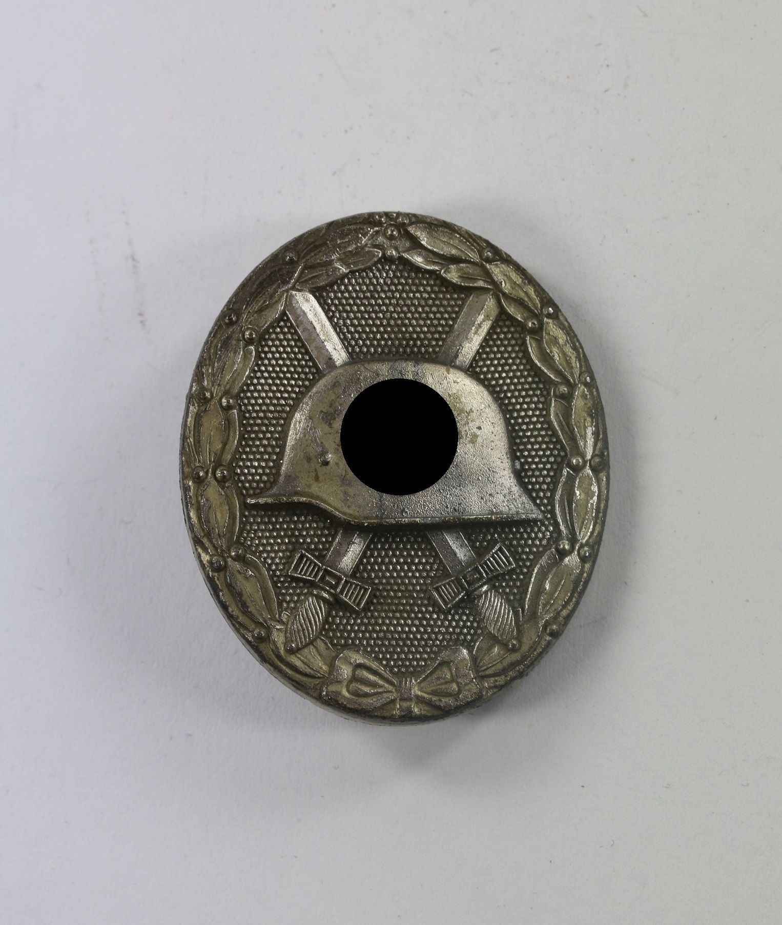 verwundetenabzeichen_in_silber_1939_hst Silver Wound Badge 1939. Maker 65 (Klein & Quenzer, Oberstein) – Bild 1