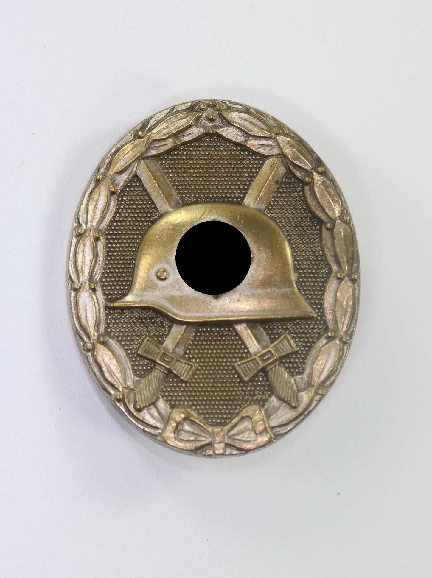 verwundetenabzeichen_in_silber_1939_hst Verwundetenabzeichen in Silber 1939, Hst. L/56 (Funcke & Bruenninghaus, Lüdenscheid) – Bild 1