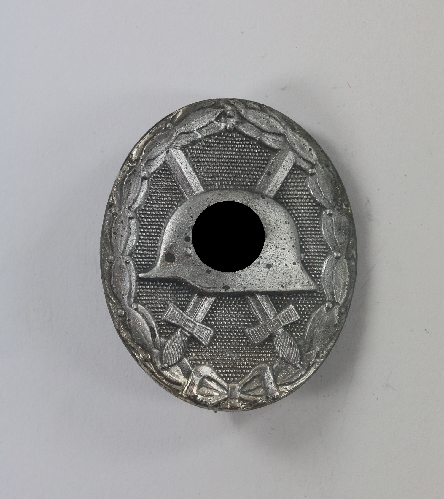 Silver Wound Badge. Maker L/57 (Boerger & Co., Berlin) – Bild 1