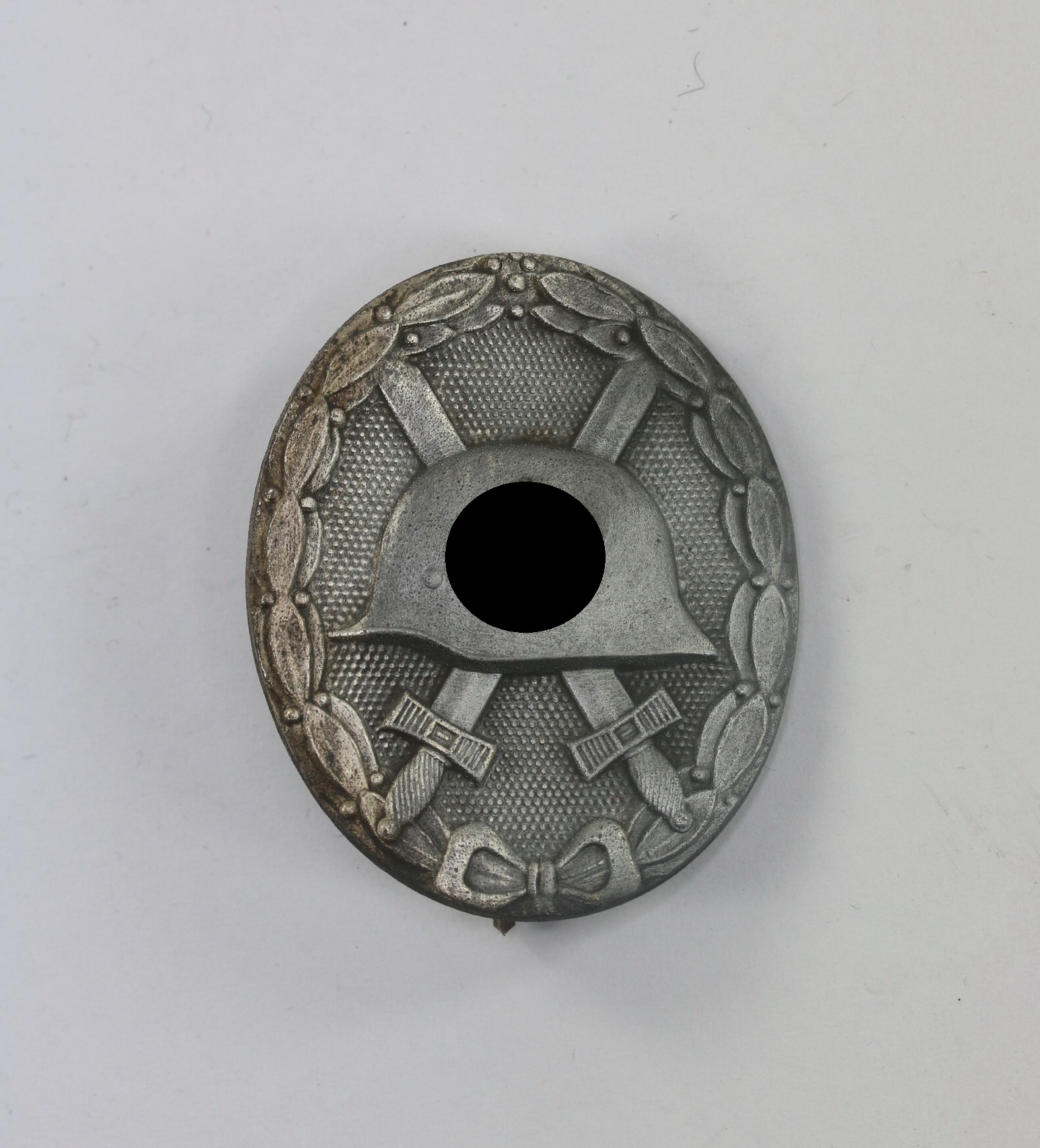 verwundetenabzeichen_in_silber_hst Silver Wound Badge 1939. Maker L22 (Glaser & Sohn, Dresden). – Bild 1