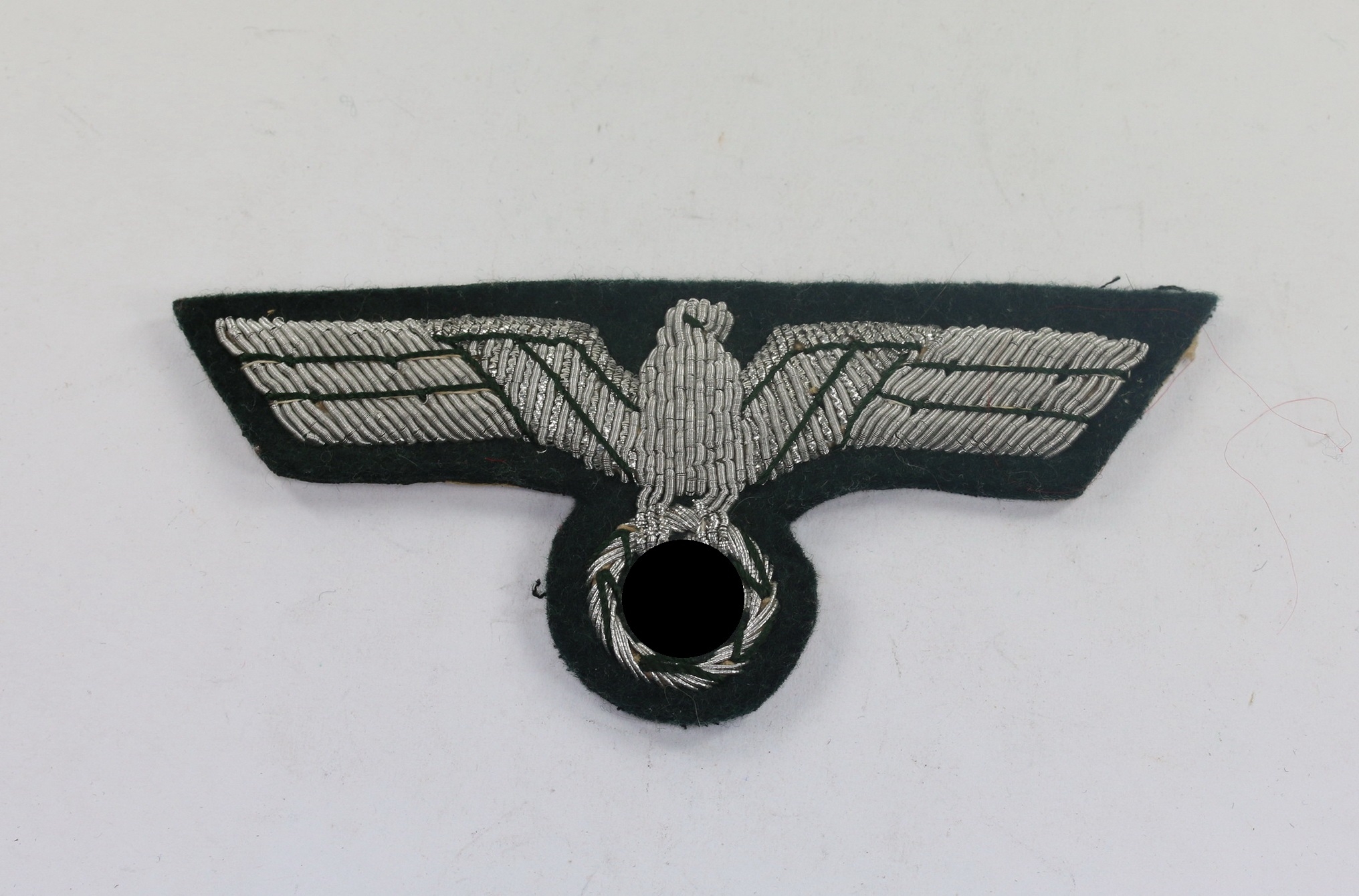 Wehrmacht Heer, Brustadler für Offiziere (handgestickt) – Bild 1