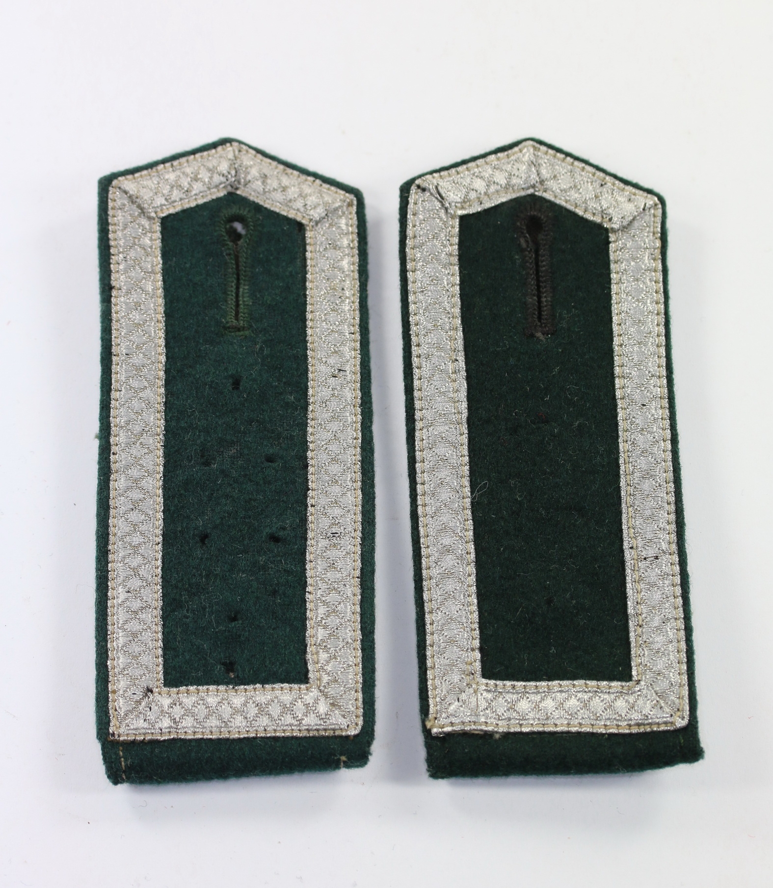wehrmacht_heer_fr_hes_paar_schulterklappen_f_r_einen_feldwebel_1_ Pair of Shoulder Straps for a Feldwebel. – Bild 1