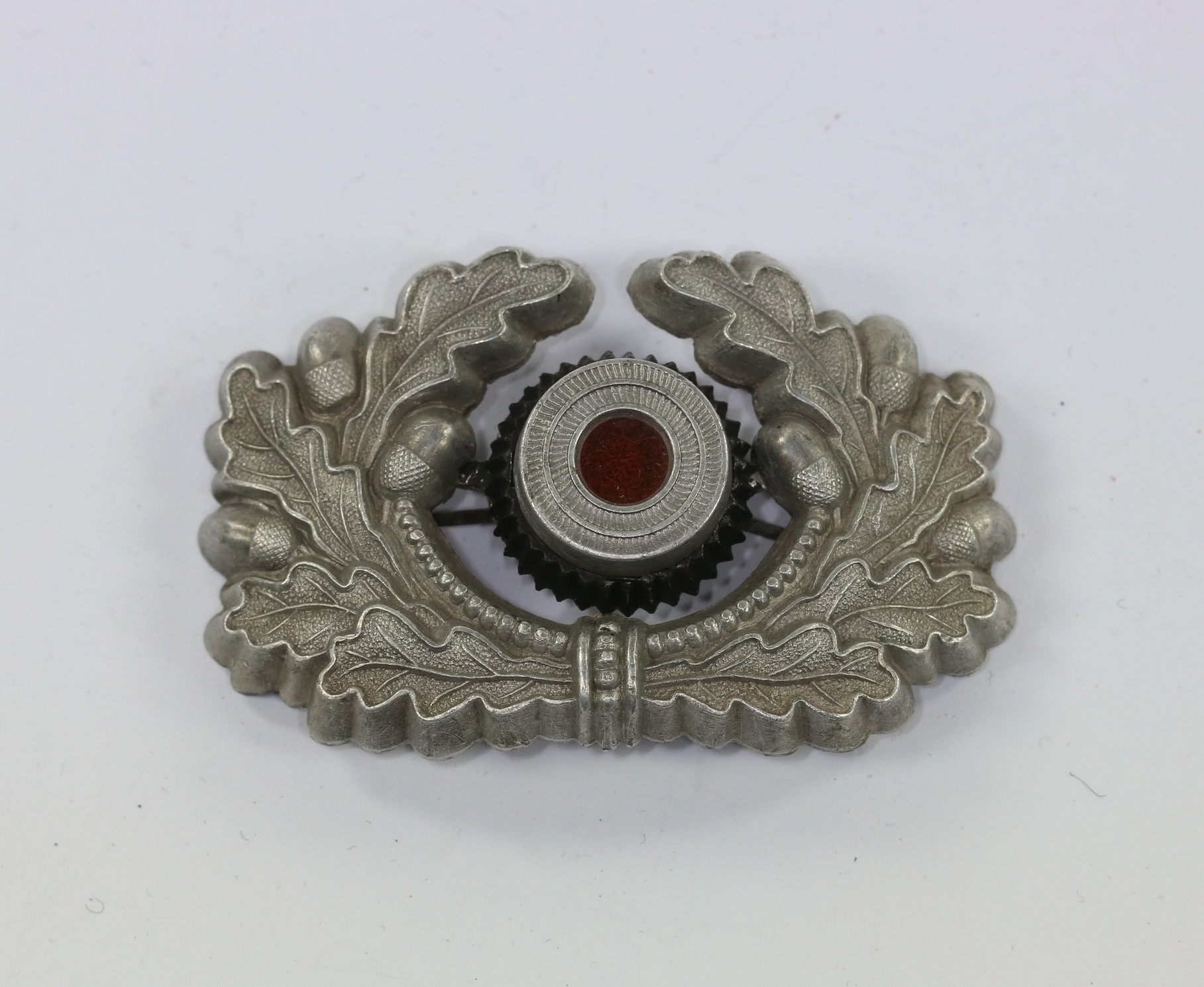 Army Cockade and Wreath for the Peaked Cap. – Bild 1