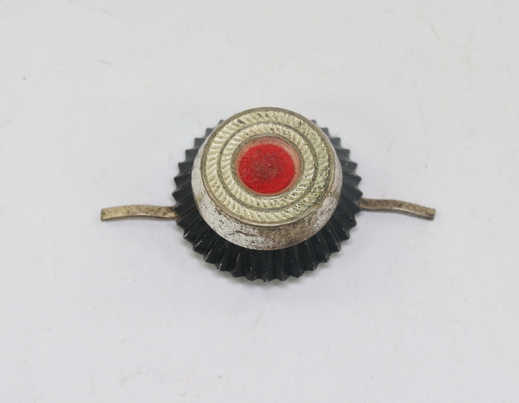 Wehrmacht Heer, Korkade für die Schirmmütze der Offiziere – Bild 1