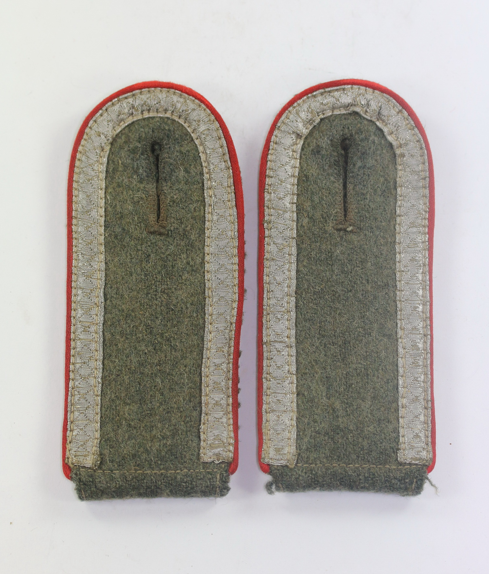 wehrmacht_heer_paar_schulterklappen_unteroffizier_artilleriesturmartillerie_1_ Wehrmacht Heer, Paar Schulterklappen Unteroffizier Artillerie/Sturmartillerie – Bild 1