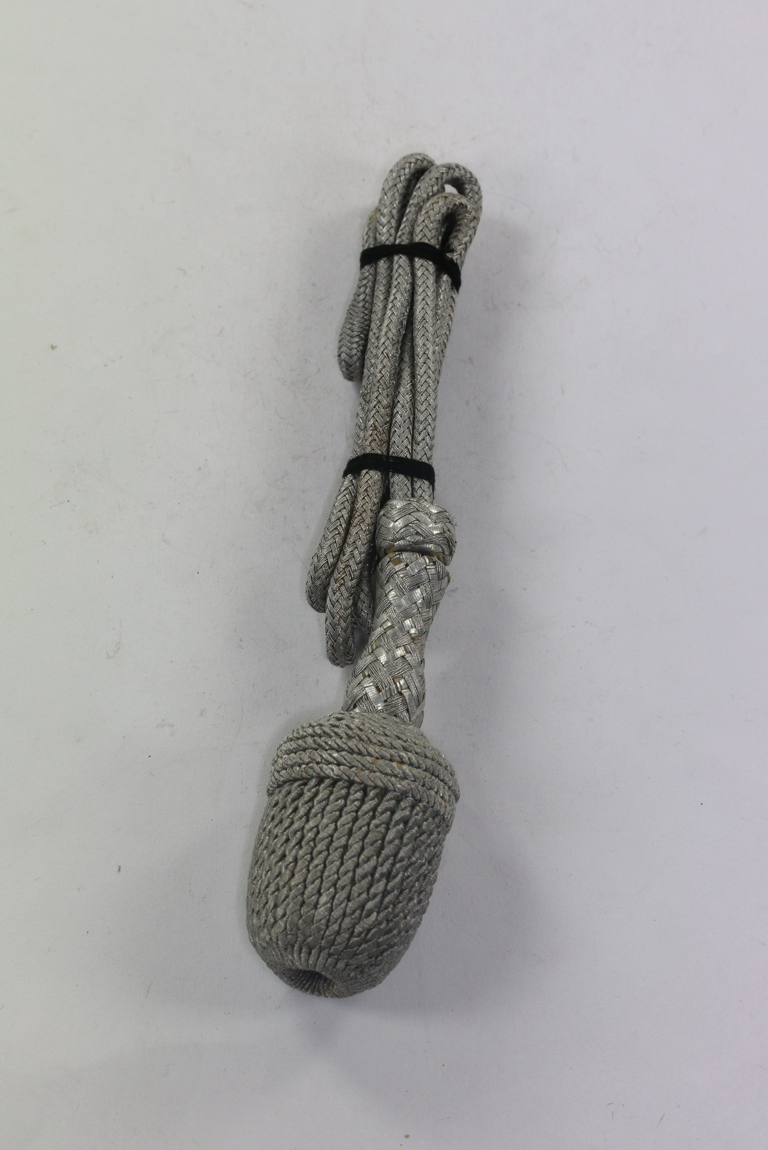 wehrmacht_heer_ungetragenes_portepee_zum_offiziersdolch_des_heeres_1__1_4nd Mint Dagger Knot for the Army Officer Dagger. – Bild 1