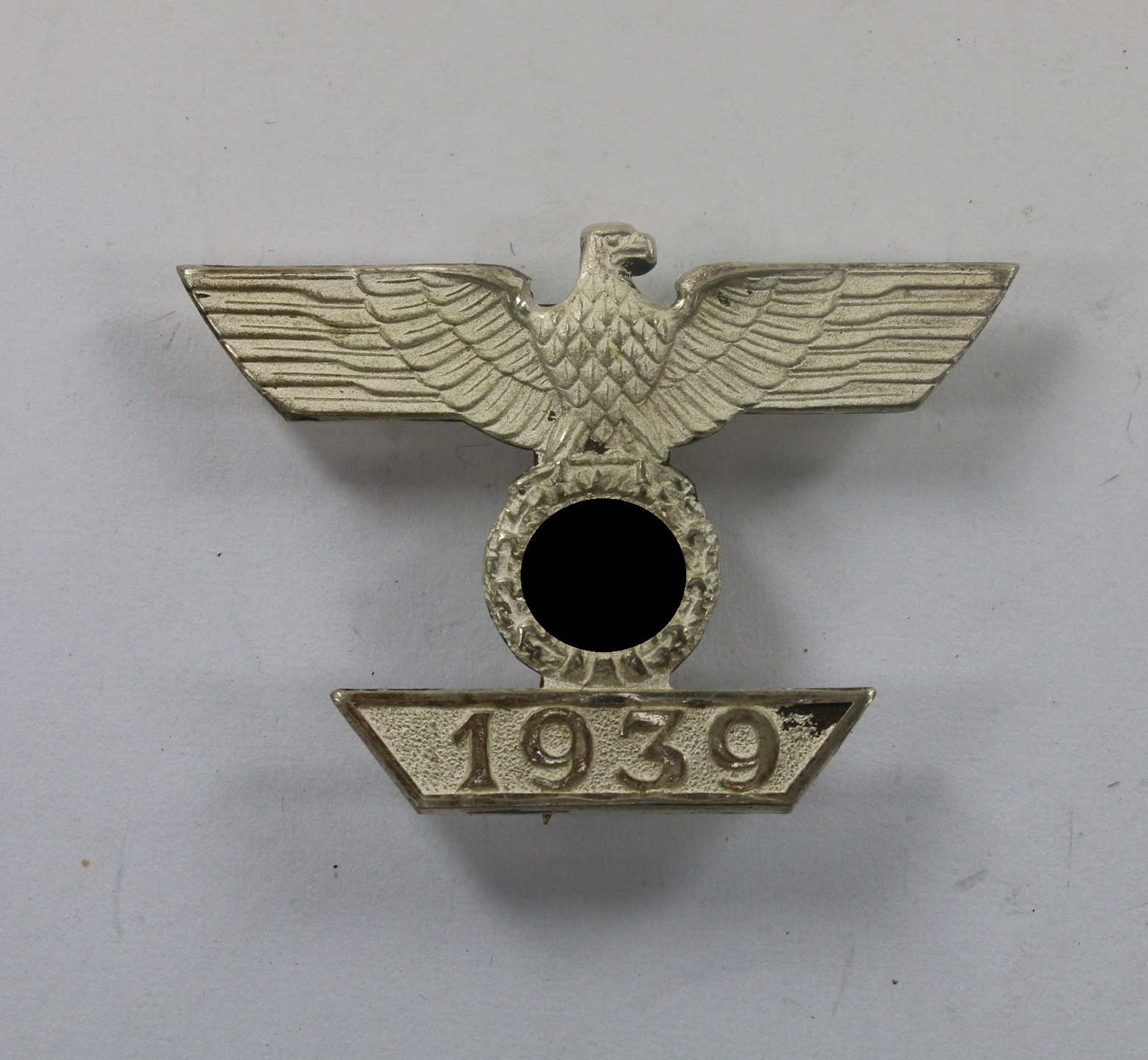 Repetition Clasp 1939 to the Iron Cross 1st Class 1914. Maker L/57 (Boerger & Co., Berlin) – Bild 1