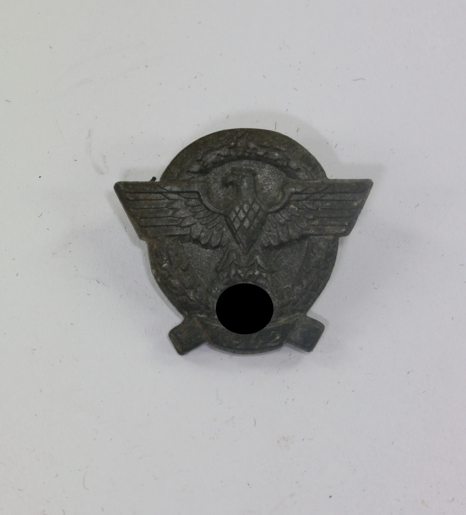 Winterhilfswerk (WHW), Abzeichen Tag der Polizei 1942, Hst. H4 – Bild 1