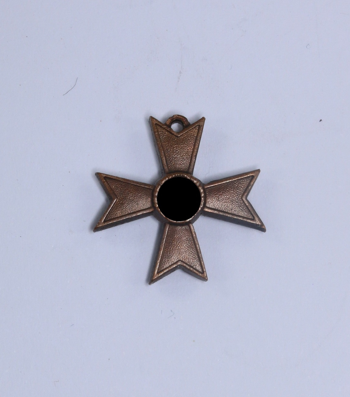 16mm Miniature War Merit Cross 2nd Class for the Miniature Chain.  – Bild 1