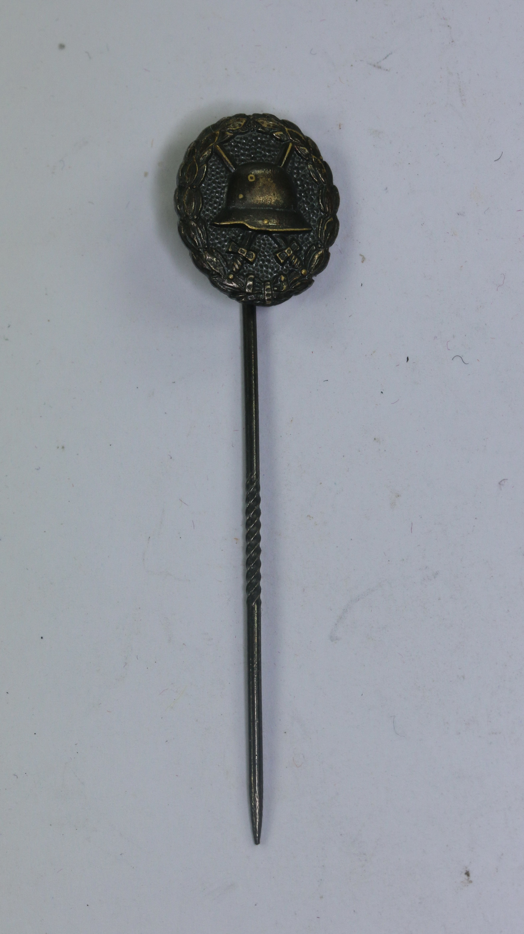 16_mm_miniatur_verwundetenabzeichen_in_schwarz_1918_1__4 16mm Miniature Black Wound Badge 1918. – Bild 1