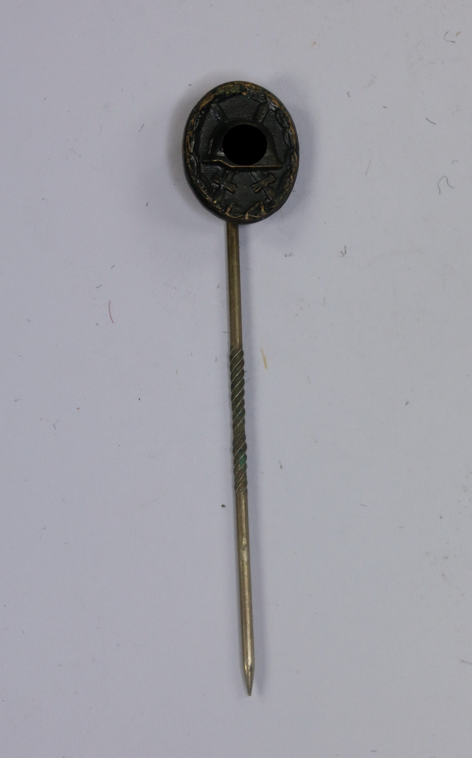  16 MM Miniatur Verwundetenabzeichen in Schwarz 1939 (Buntmetall) – Bild 1