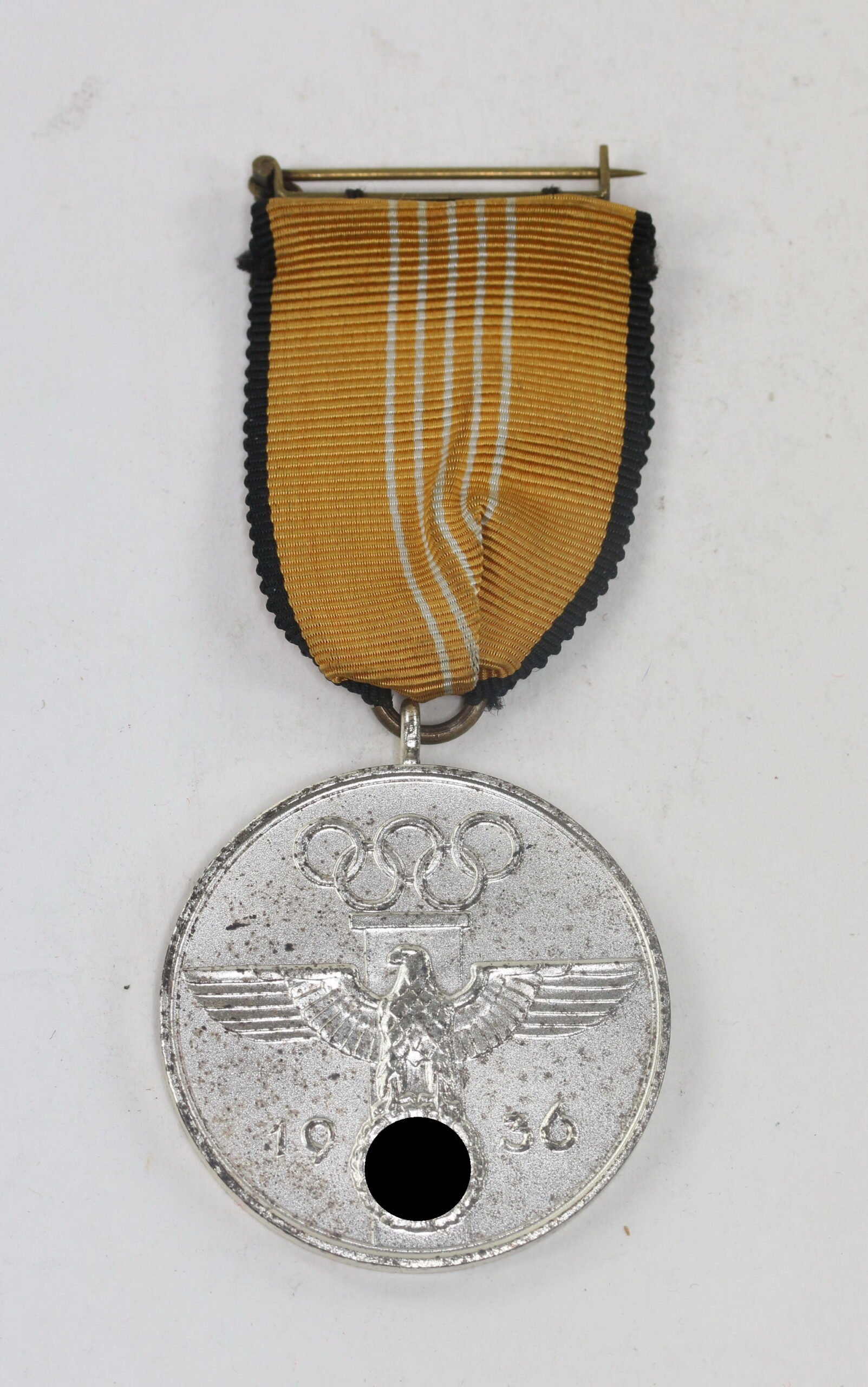 _deutsche_olympia_erinnerungsmedaille_1936_f_r_verdienstvolle_mitarbeit_bei_den_olympischen_spielen_1936_1__5 Deutsche Olympia Erinnerungsmedaille 1936, Für verdienstvolle Mitarbeit bei den Olympischen Spielen 1936 – Bild 1