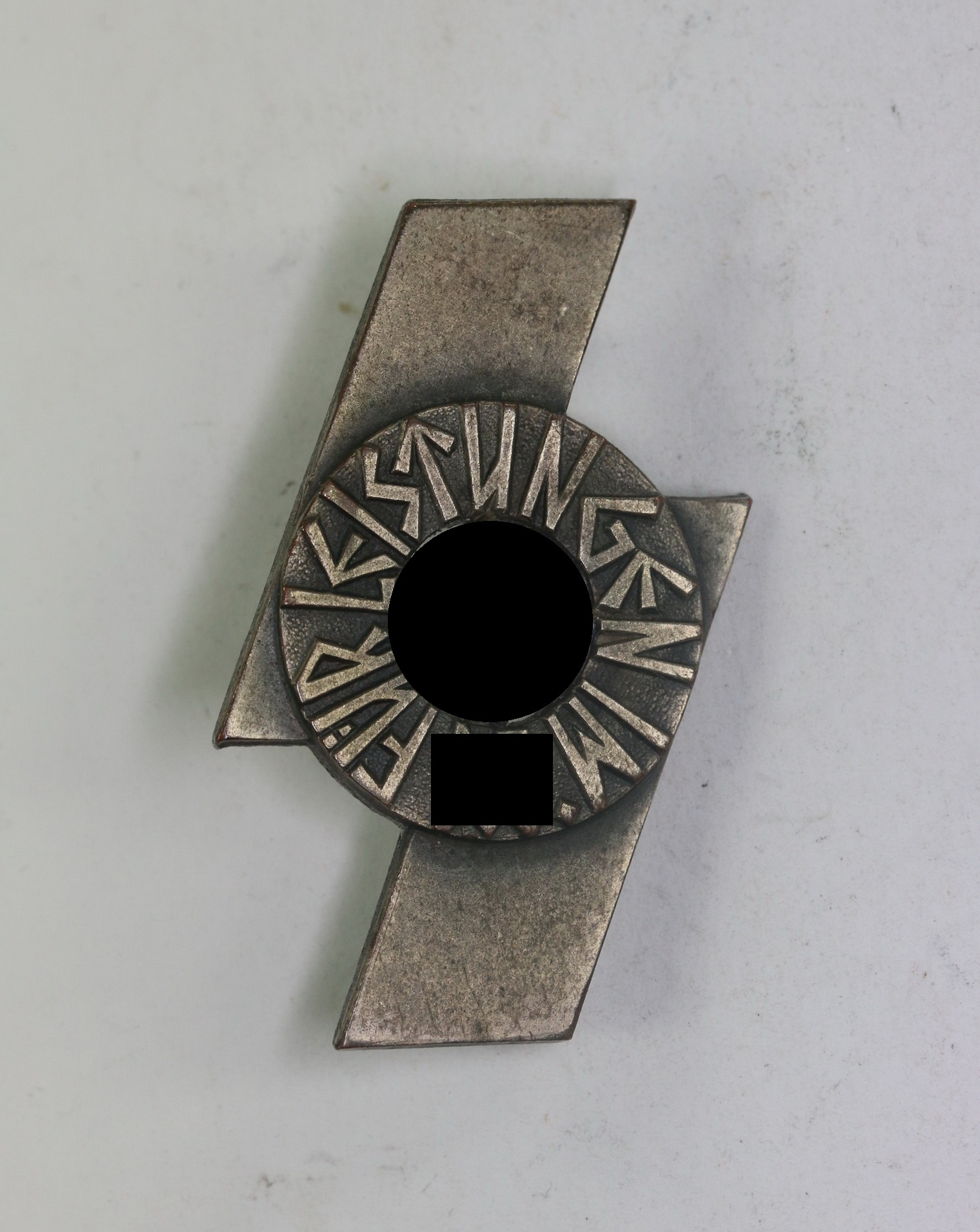 Young People Youth Organisations (DJ), Achievement Badge. Maker RZM M1/35 (Wächter & Lange, Mittweida) – Bild 1