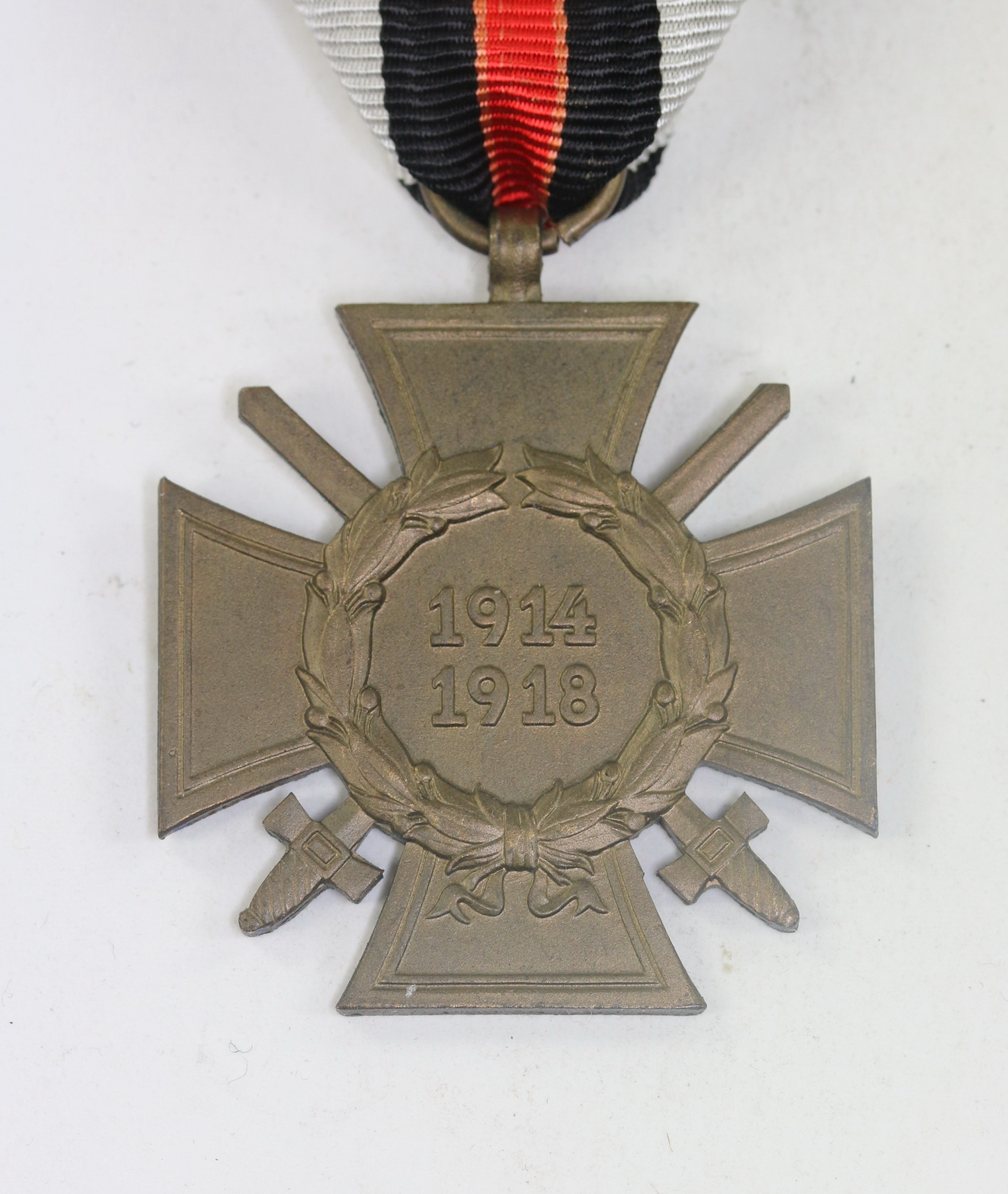 Hindenburg Cross for Combatants. Maker W.R. – Bild 1