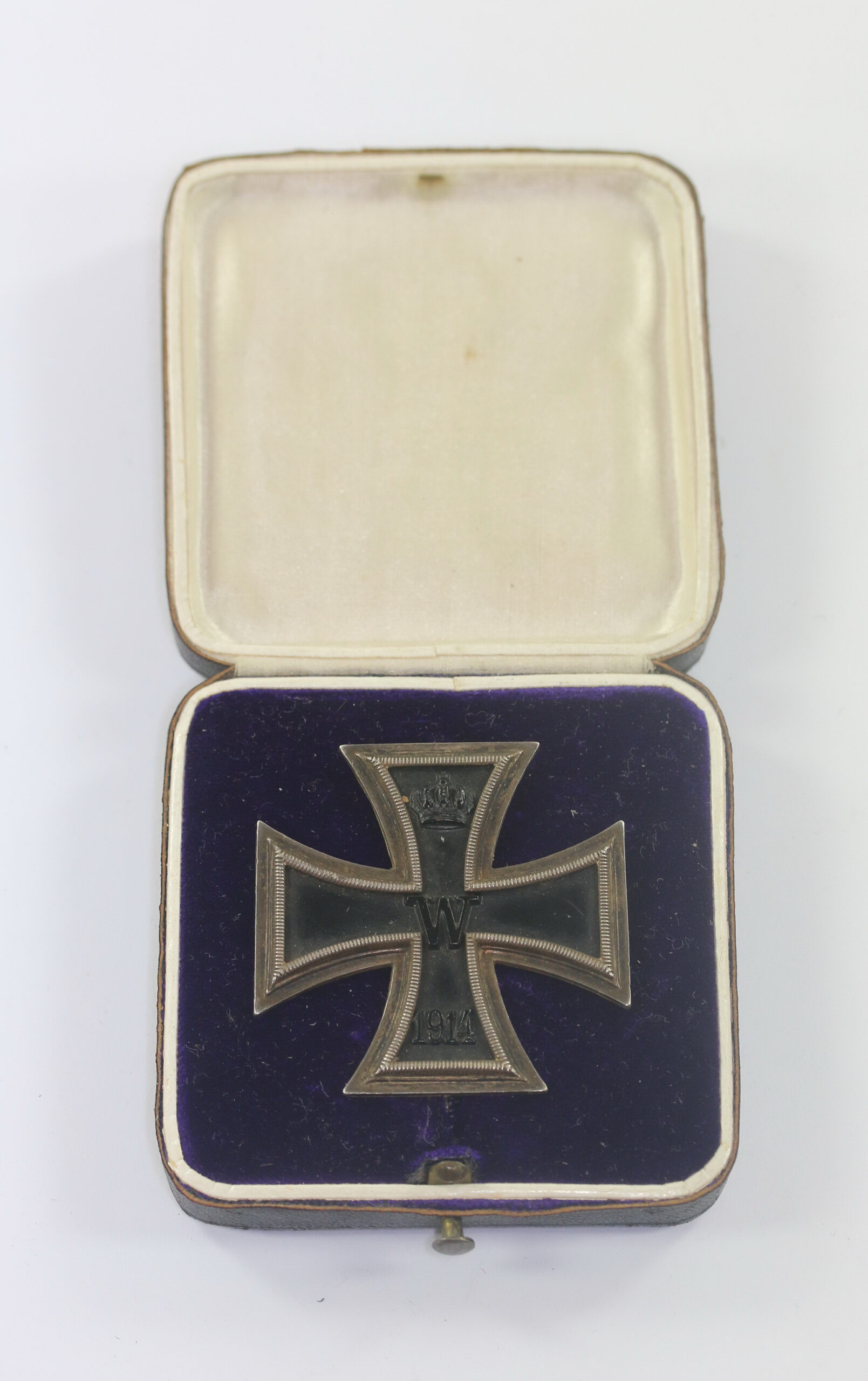  Eisernes Kreuz 1. Klasse 1914, Hst. G (Godet & Co., Berlin), im frühen Etui – Bild 1