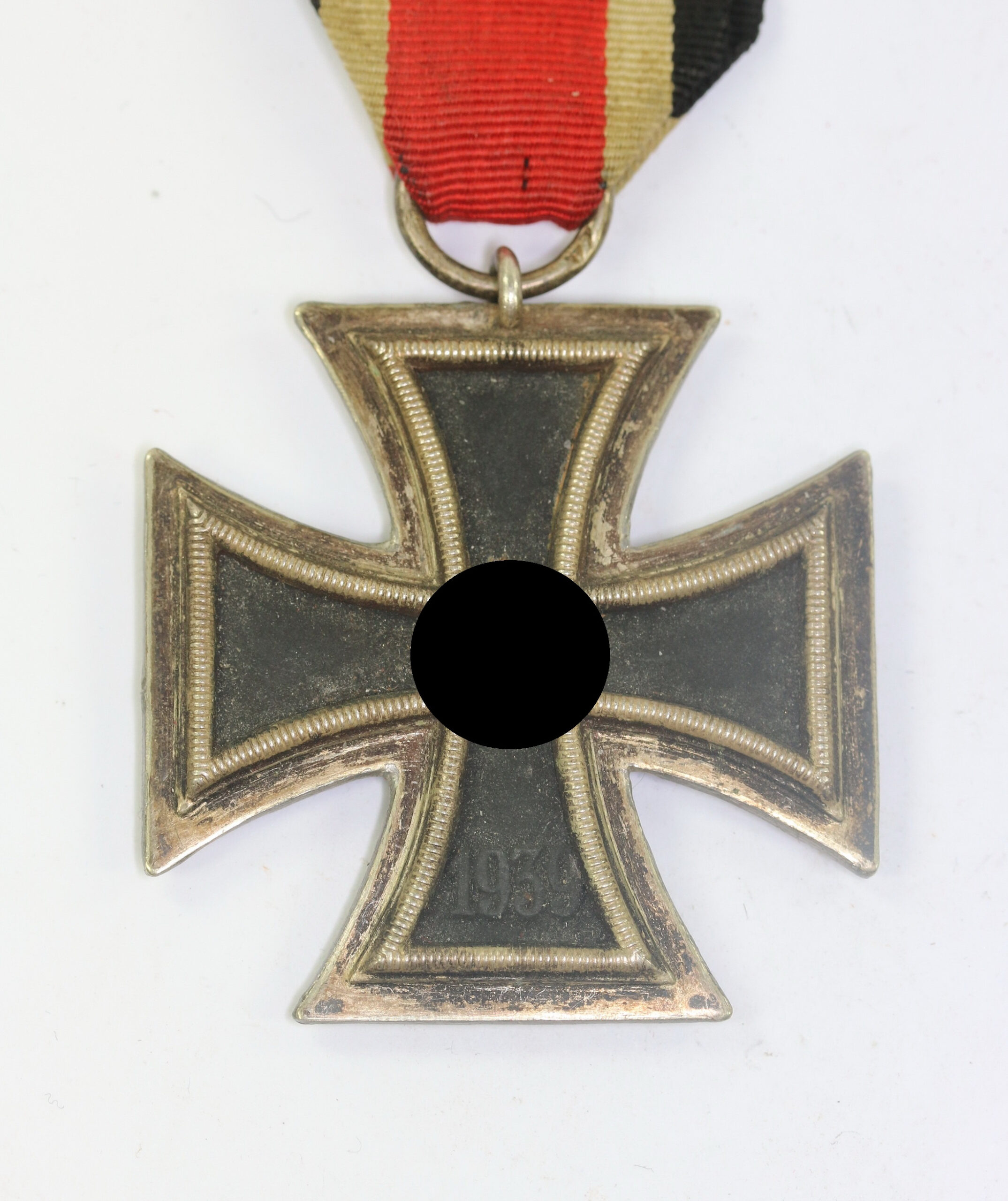  Eisernes Kreuz 2. Klasse 1939,Hst. 24 (Arbeitsgemeinschaft der Hanauer Plakettenhersteller, Hanau) – Bild 1