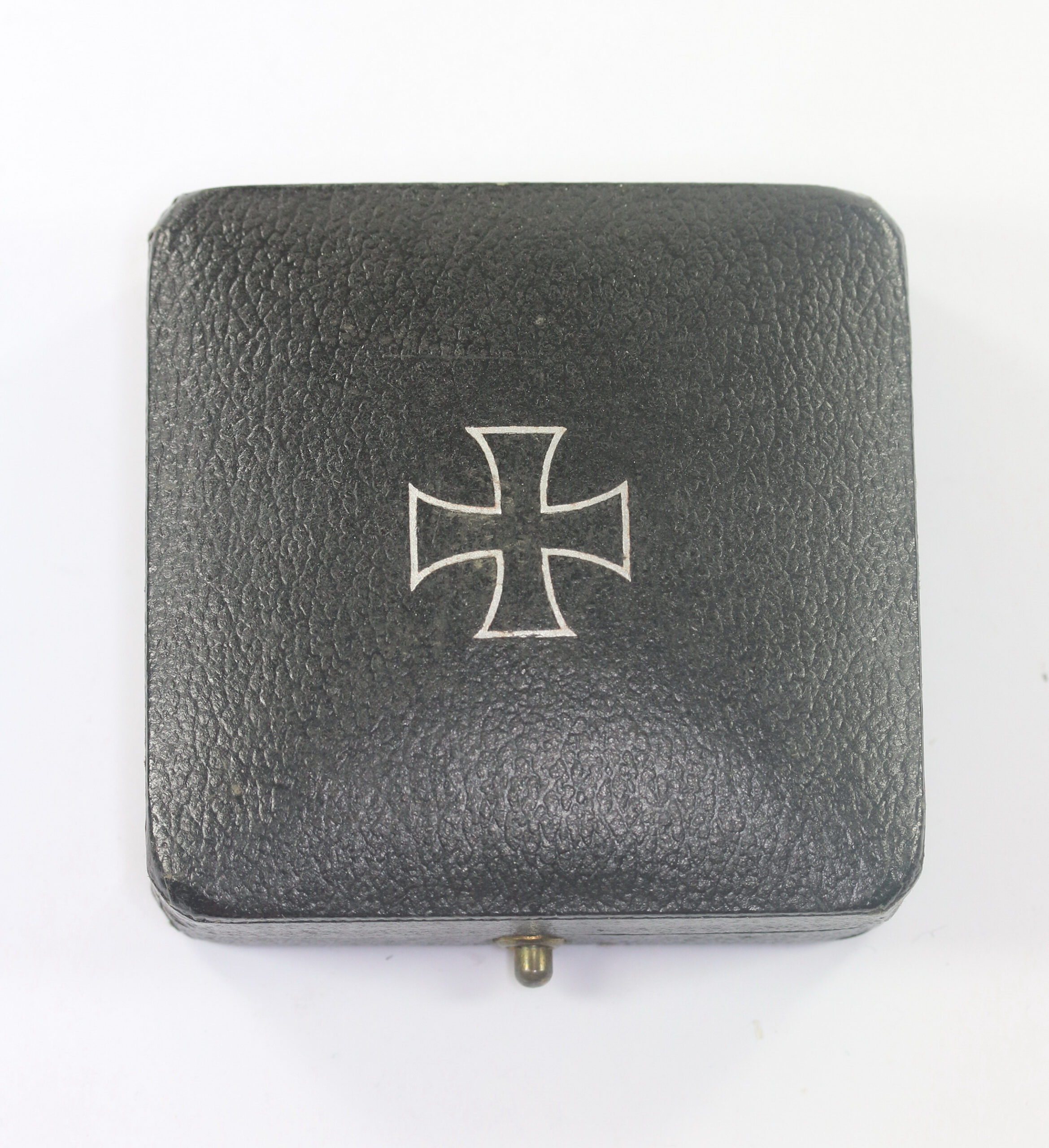  Etui für ein Eisernes Kreuz 1. Klasse 1939 (gewölbter Deckel) – Bild 1