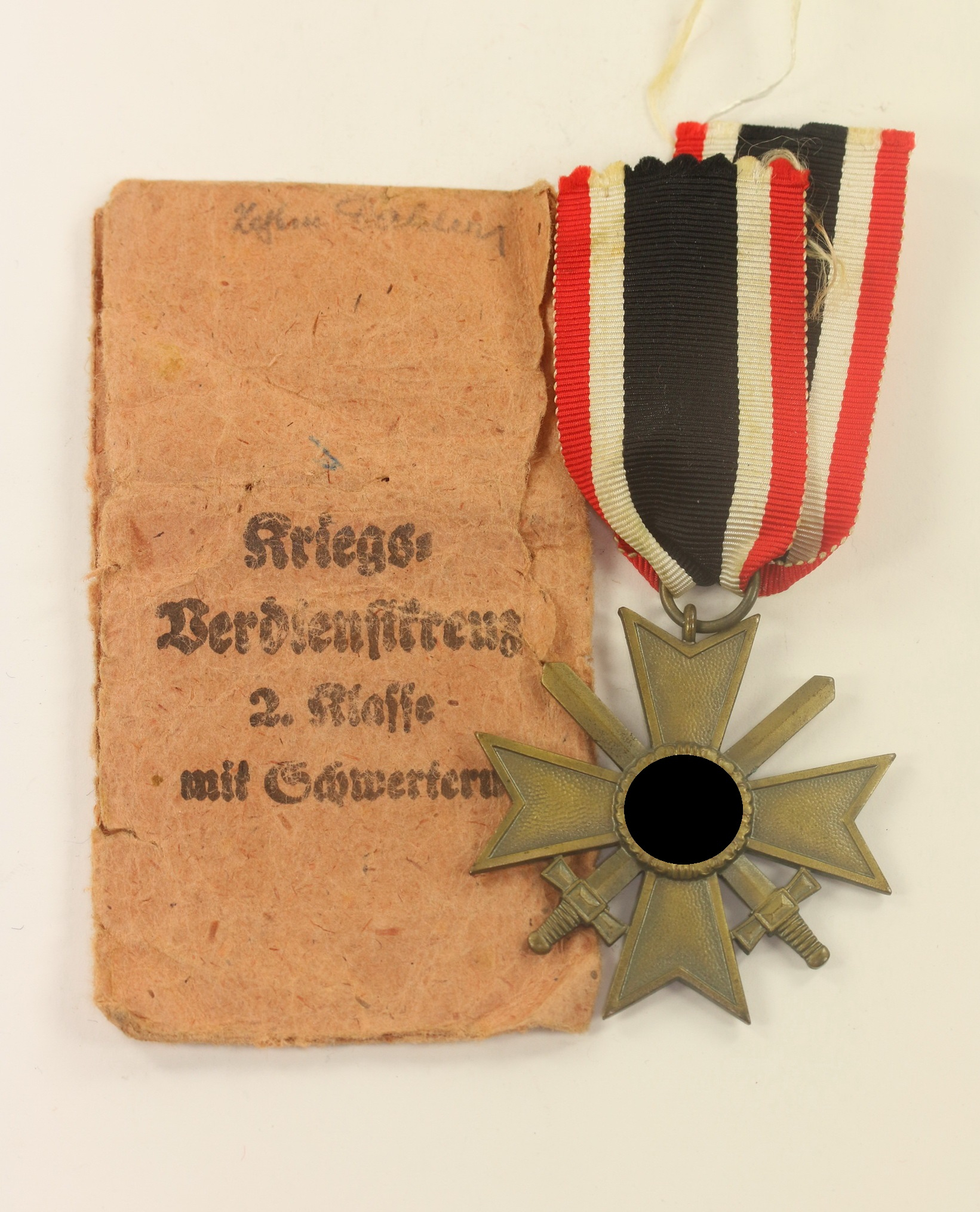 _kriegsverdienstkreuz_2 War Merit Cross 2nd Class with Swords in Envelope. Maker 10, Förster & Barth Pforzheim – Bild 1