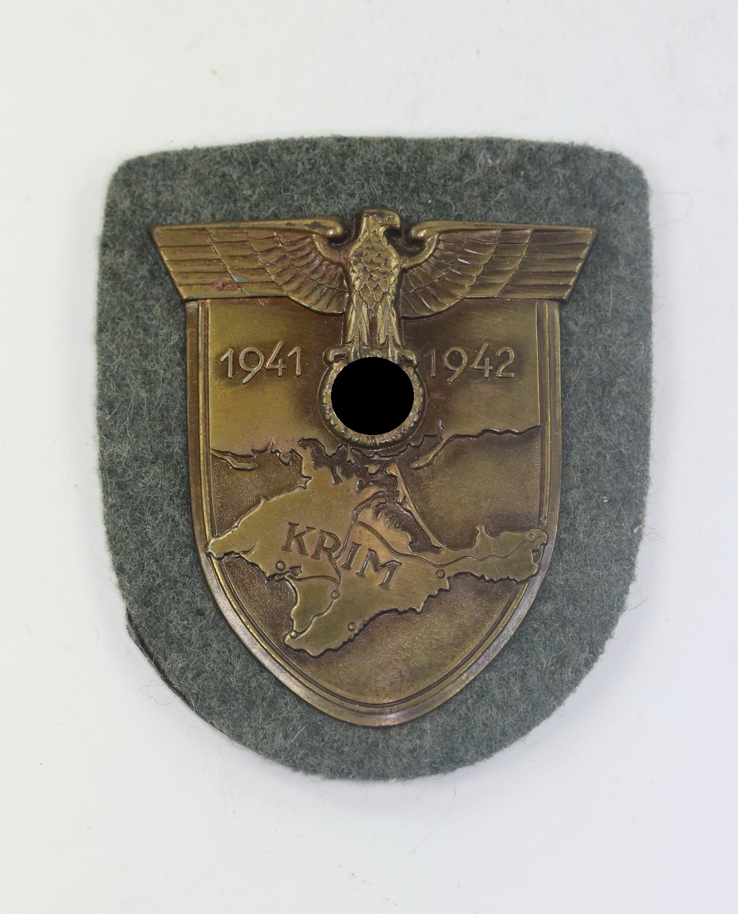 _krimschild_auf_heeresstoff_fridrich_orth_wien_f Krimschild auf Heeresstoff, Fridrich Orth, Wien (f.o.) – Bild 1