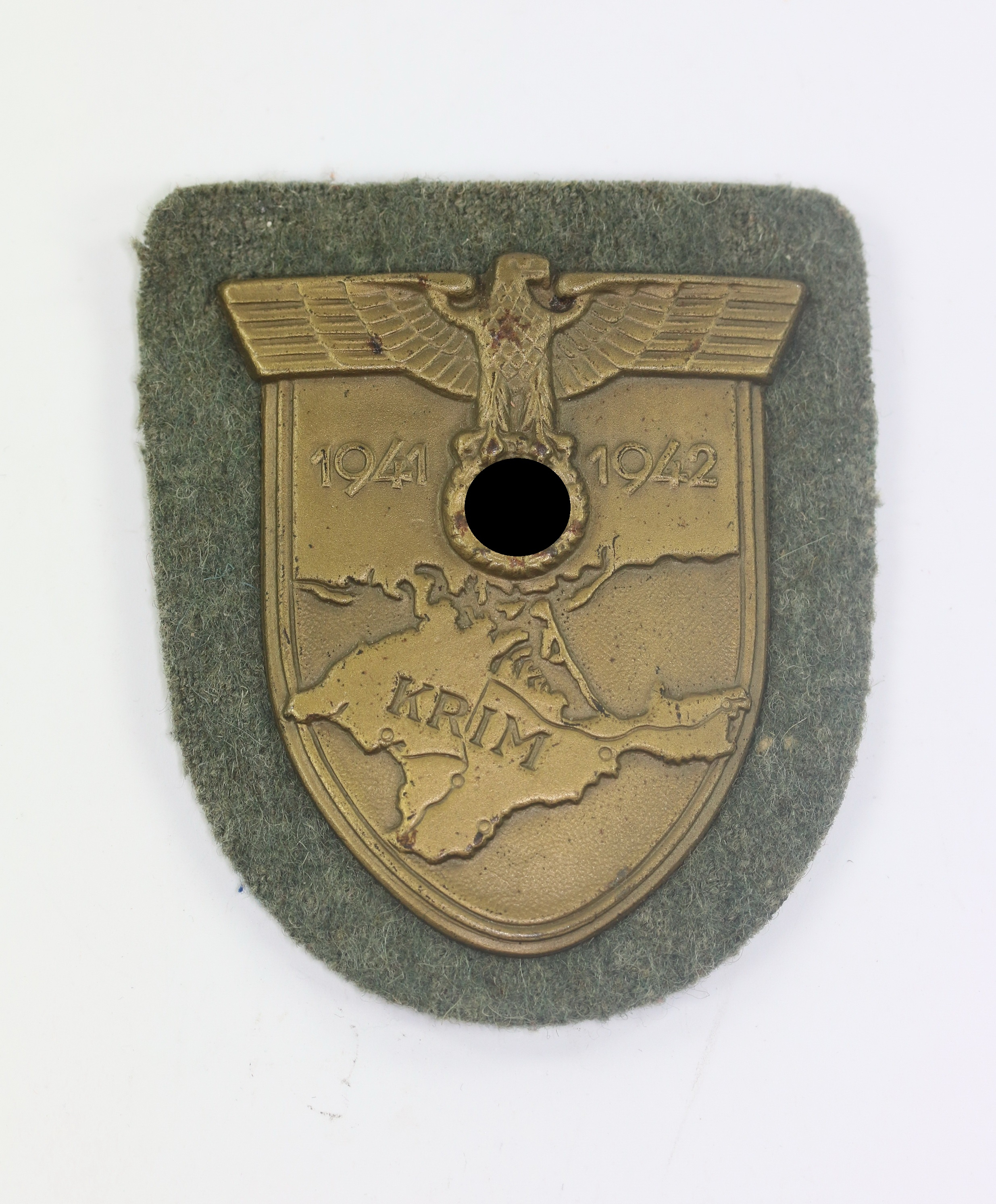 _krimschild_auf_heeresstoff_karl_wurster_markneukirchen_kwm_1__1_1 Krimschild auf Heeresstoff, Karl Wurster Markneukirchen (KWM) – Bild 1