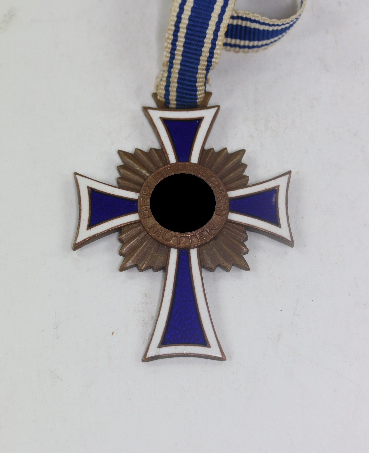 Bronze Mother Cross. – Bild 1