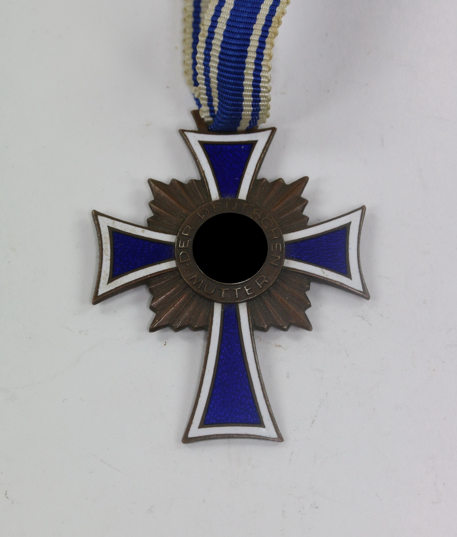 _mutterkreuz_in_bronze_ehrenkreuz_der_deutschen_mutter_1__1 Bronze Mother Cross. – Bild 1