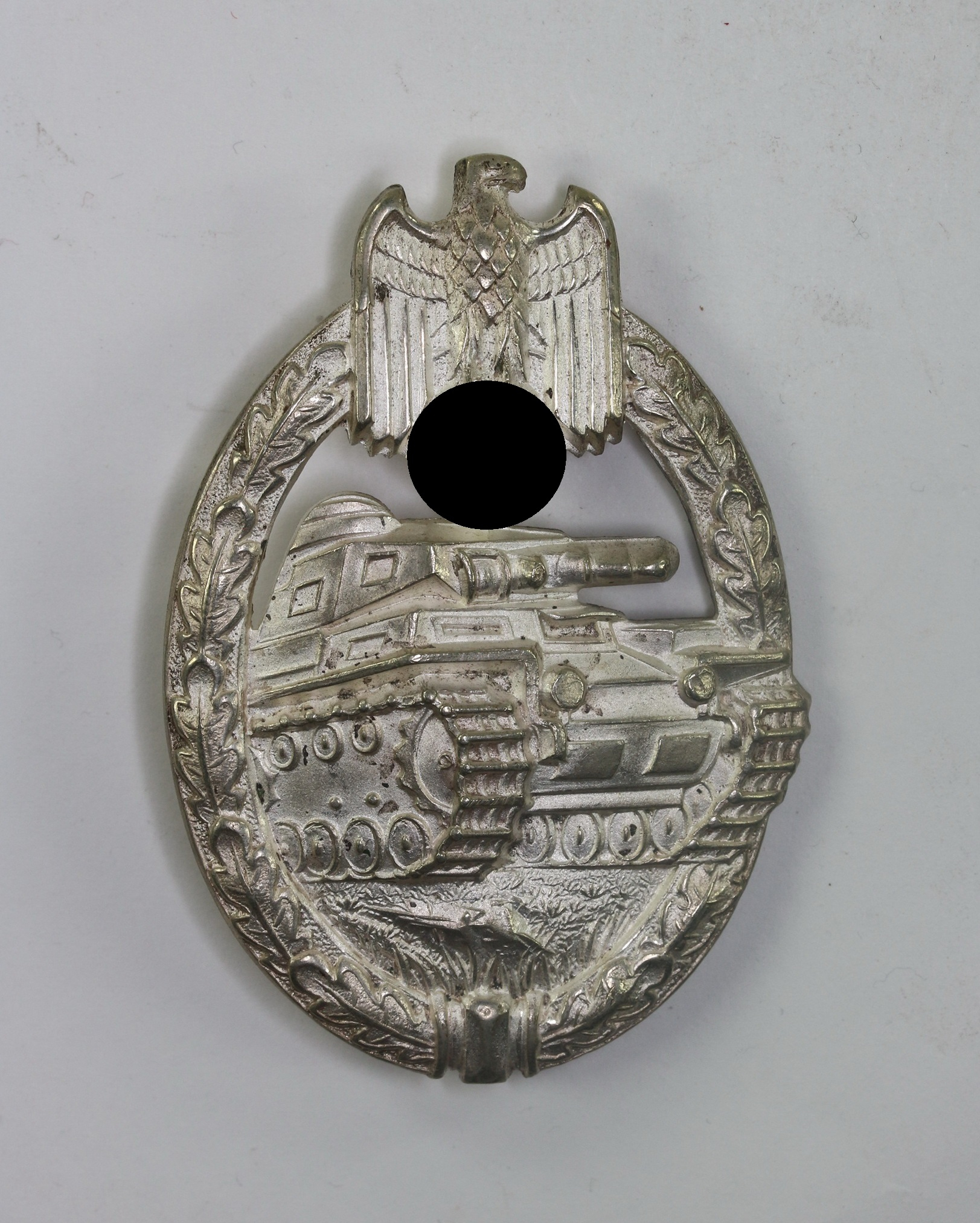 Silver Panzer Assault Badge. Type C.E. Juncker. Nickle Silver. Type 1.1.2a (!) – Bild 1