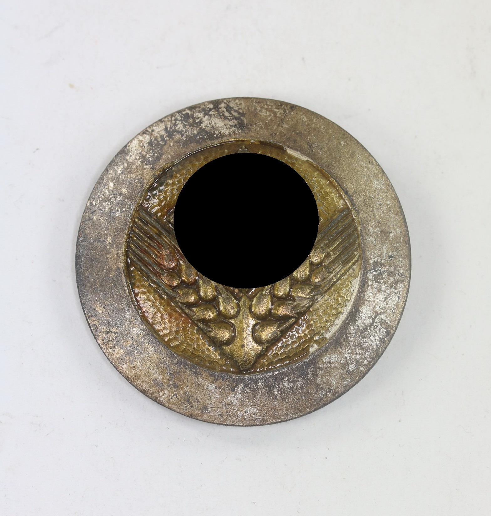 _reichsarbeitsdienst_weibliche_jugend_radwj_brosche_f_r_sonderf_hrerin_hst Reichsarbeitsdienst weibliche Jugend (RAD/wJ), Brosche für Sonderführerin, Hst. W. Deumer, Lüdenscheid (Bienen Wappen) – Bild 1