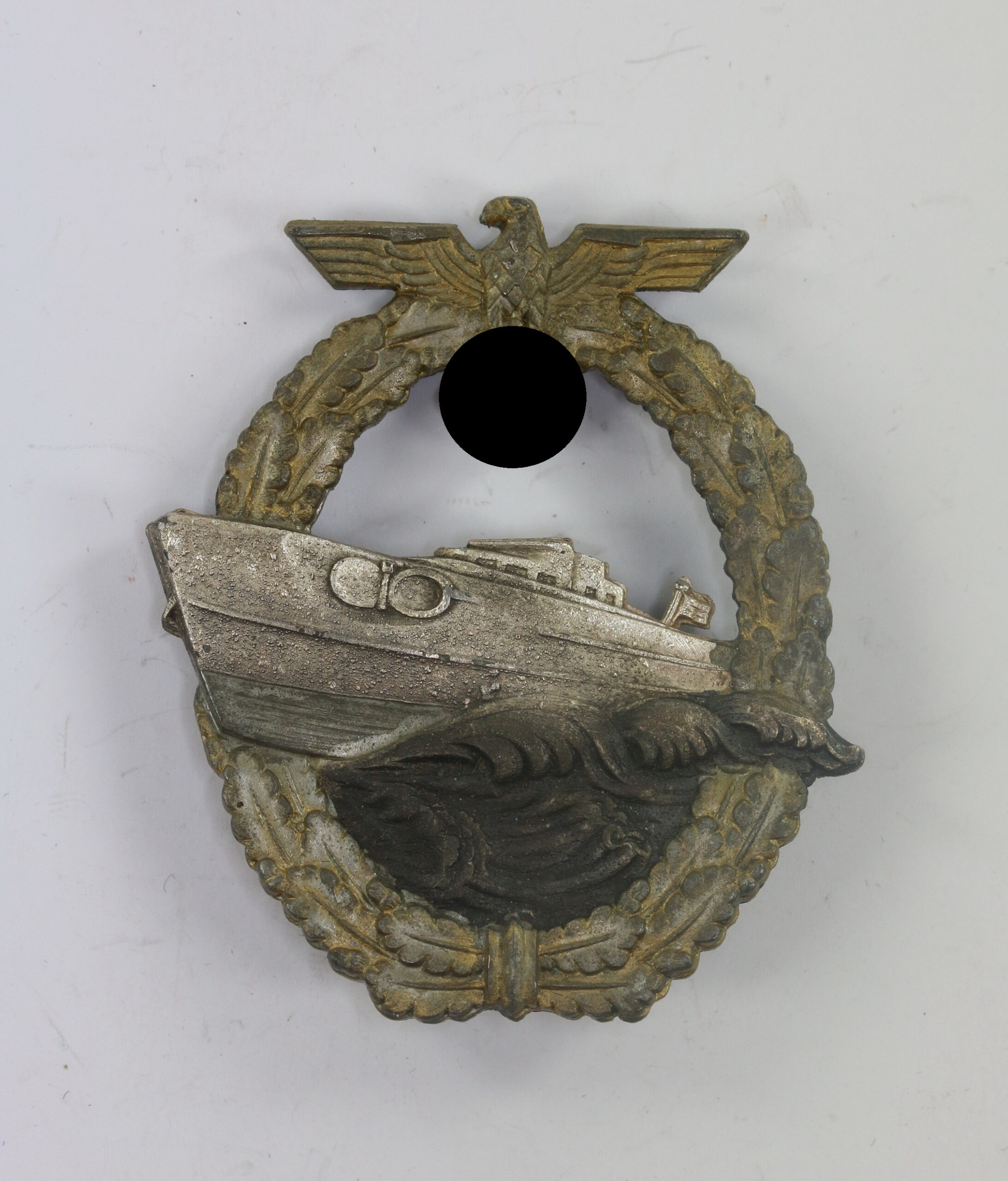  Schnellboot Kriegsabzeichen 2. Form, Hst. Schwerin Berlin und FEC. W.E. Peekhaus Berlin – Bild 1