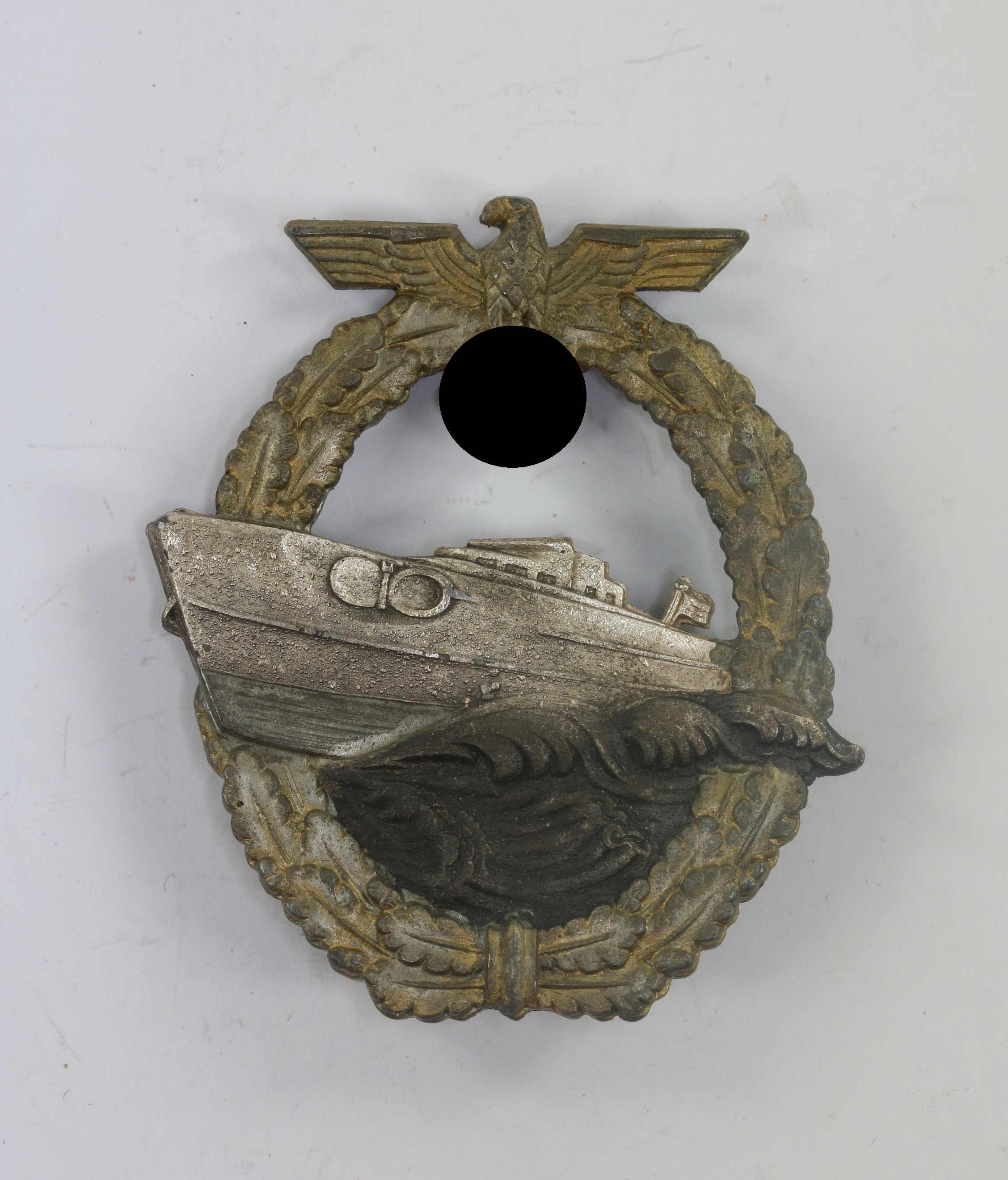  Schnellboot Kriegsabzeichen 2. Form, Hst. Schwerin Berlin und FEC. W.E. Peekhaus Berlin – Bild 1