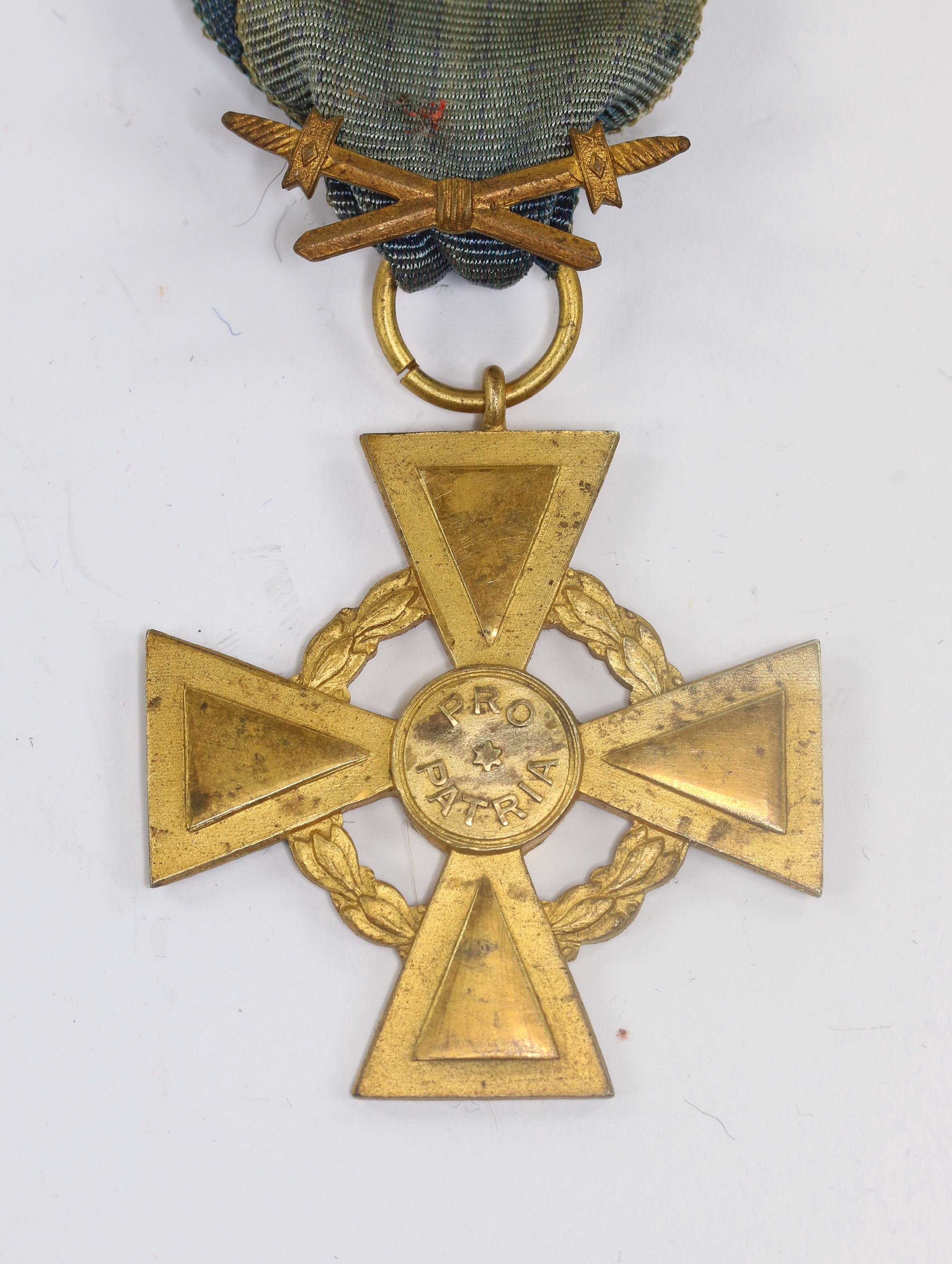 _sterreich_ehrenzeichen_der_ehrenlegion_19141918_pro_patria_mit_schwertern_1__1 Österreich, Ehrenzeichen der Ehrenlegion 1914-1918 "Pro Patria" mit Schwertern – Bild 1