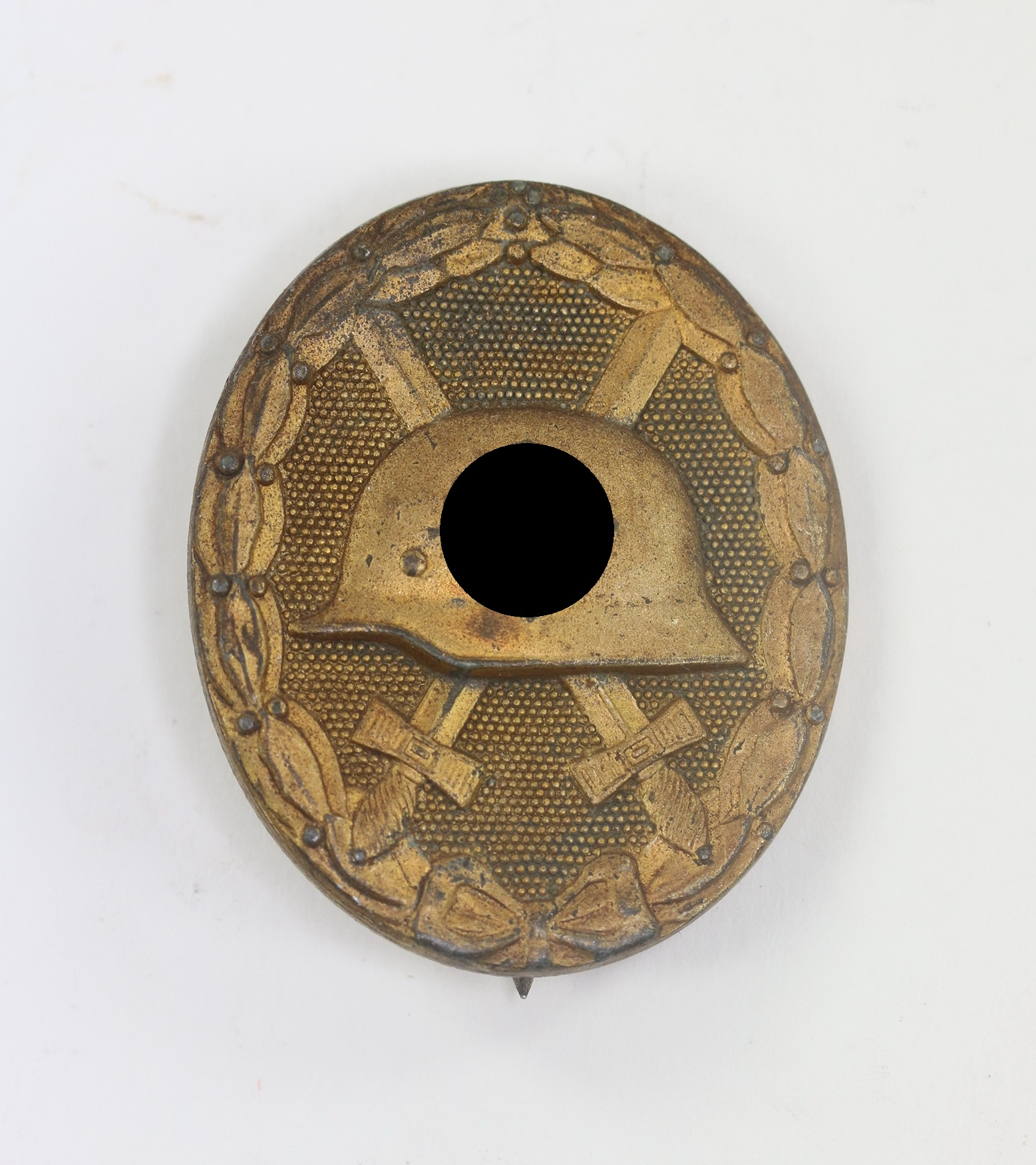  Verwundetenabzeichen in Gold, Hst. 30 (Hauptmünzamt Wien), Zink – Bild 1