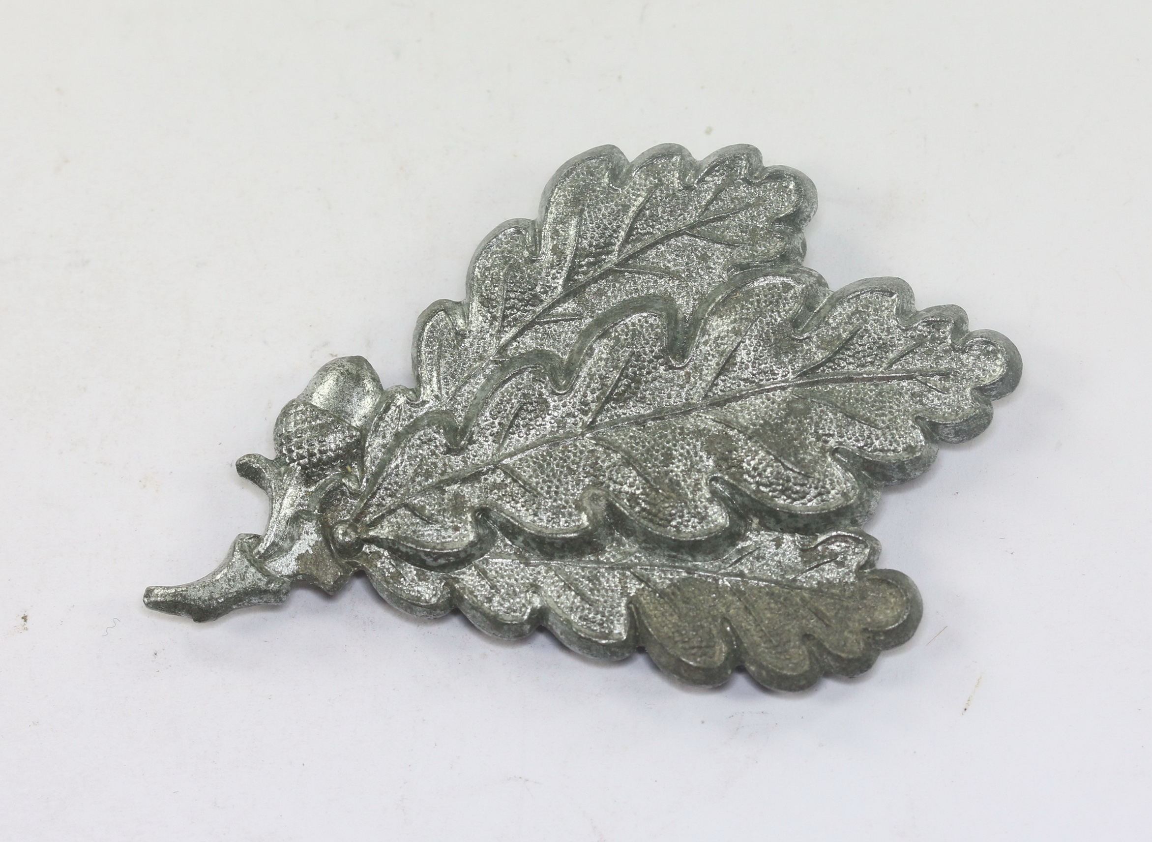 Oak Leaf for the Field  Cap M43 Jägertruppe (Zinc) – Bild 1