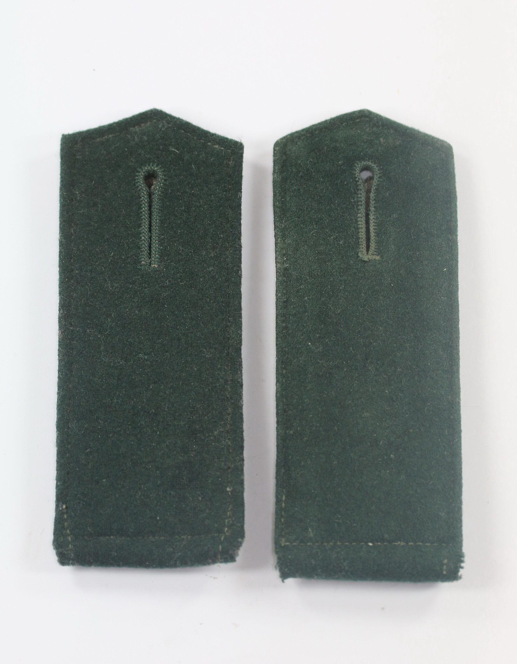  Wehrmacht Heer, Paar frühe Schulterklappen Mannschaften (spitze Ausführung) – Bild 1
