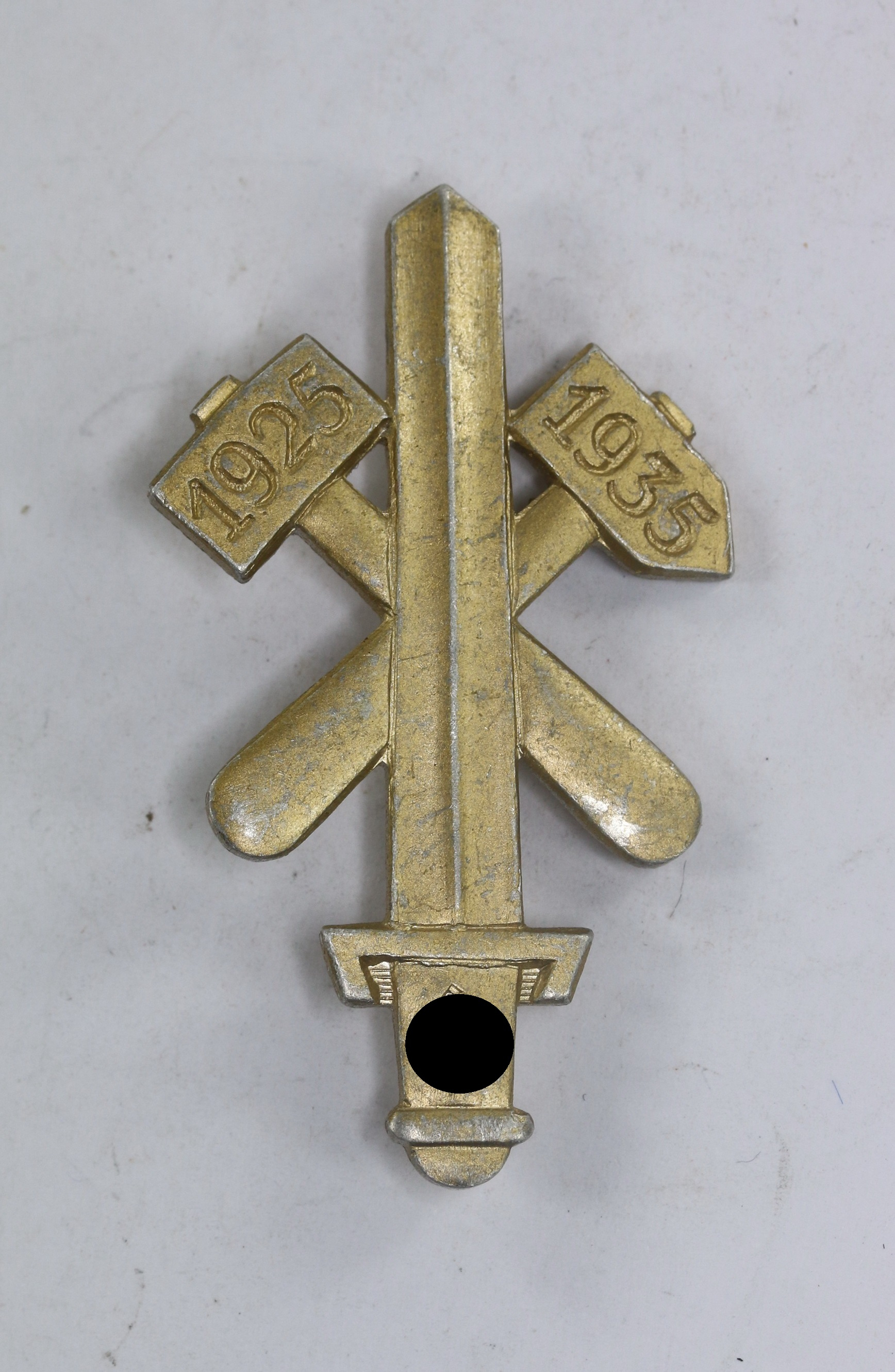 abzeichen_10_jahre_nsdap_gau_essen_19251935_hst Day Badge, 10 Jahre NSDAP Gau Essen 1925-1935, Hst. Hoffstätter Bonn – Bild 1