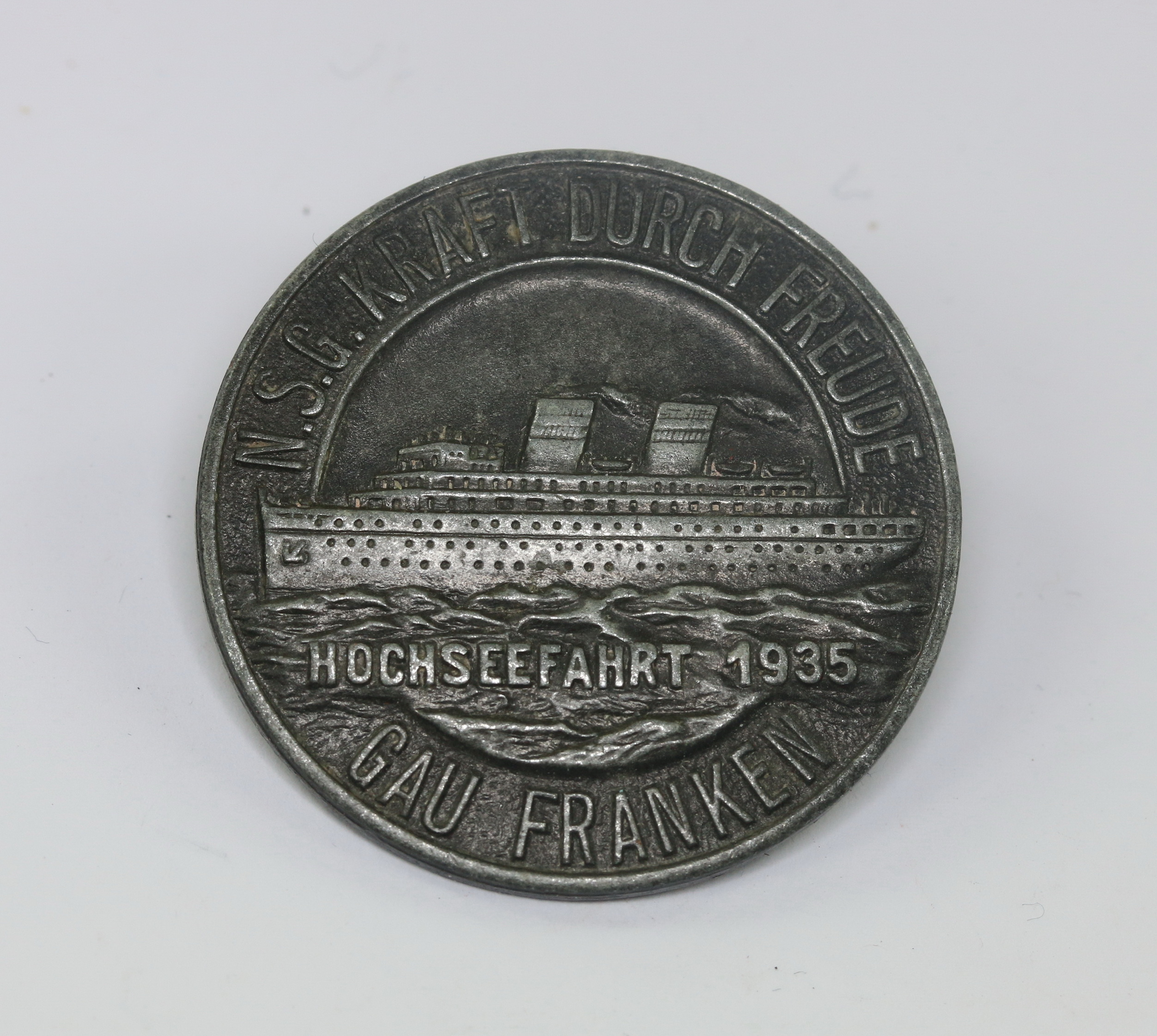 Abzeichen, N.S.G. Kraft durch Freude Hochseefahrt 1935, Gau Franken – Bild 1