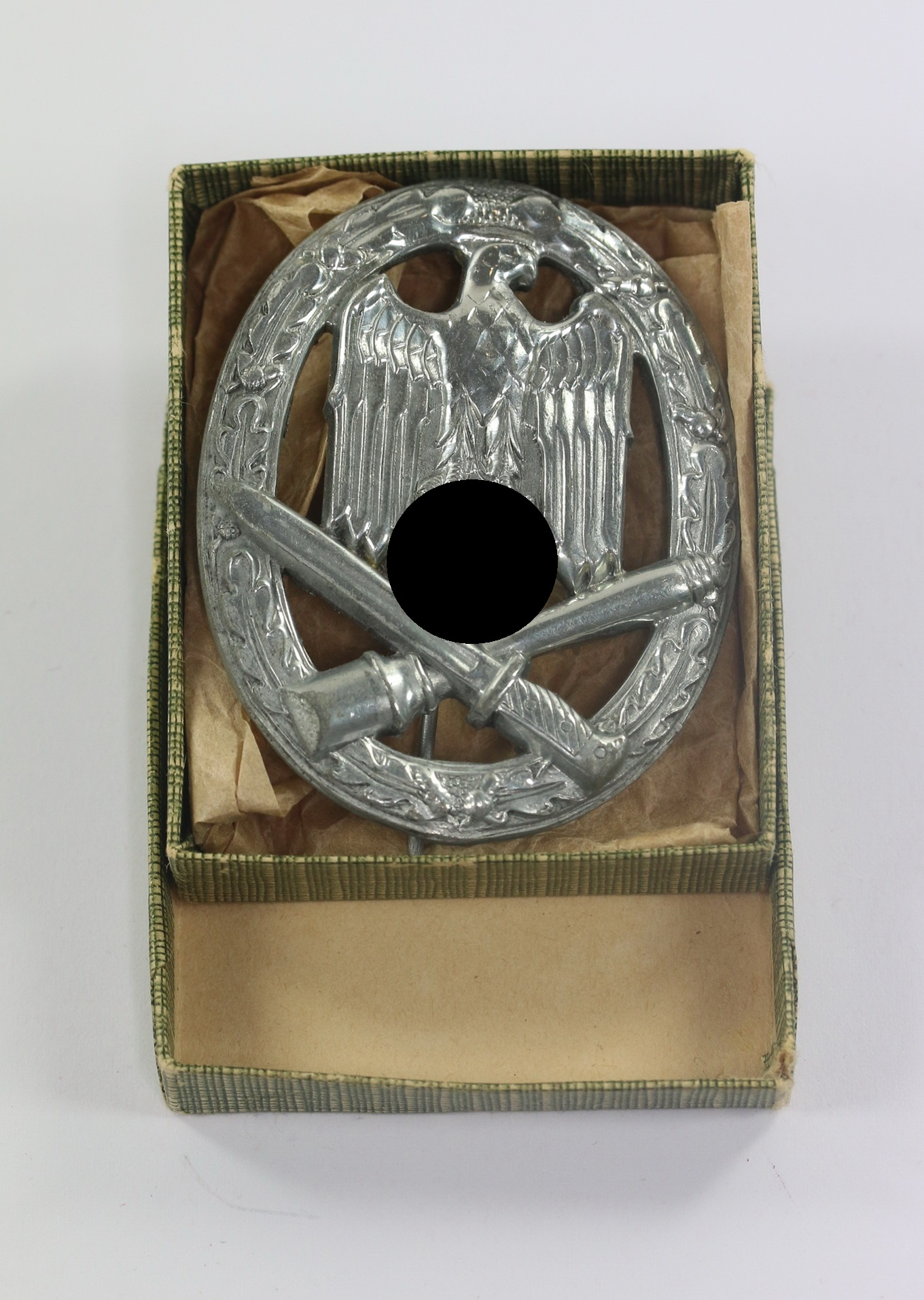 allgemeines_sturmabzeichen_rudolf_karneth_gablonz_in_verkaufsschachtel_1__5 General Assault Badge in Sales Box. Type Rudolf Karneth, Gablonz,. – Bild 1