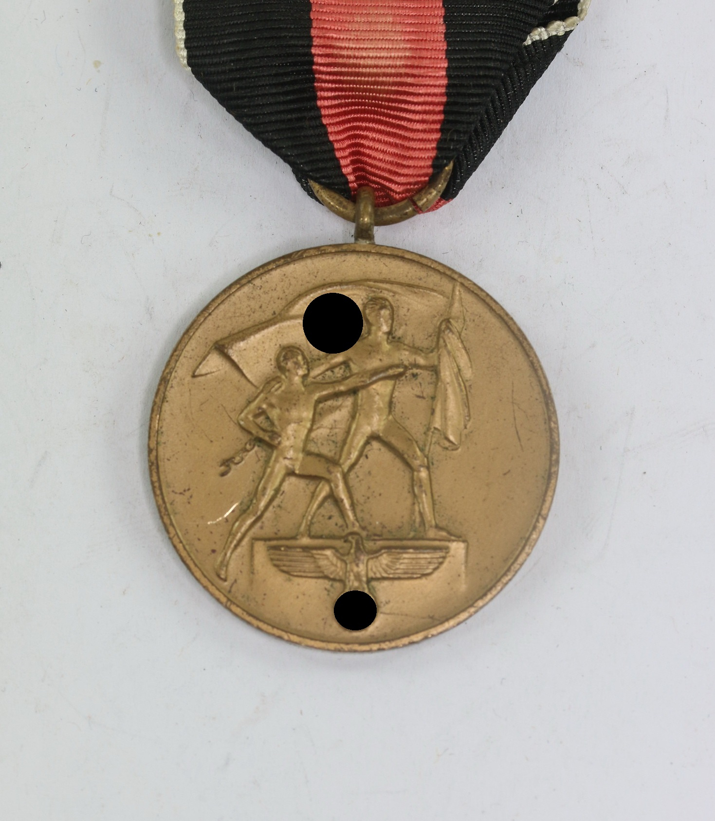 Anschlußmedaille Sudetenland (1. Oktober 1938), Ein Volk ein Reich ein Führer – Bild 1