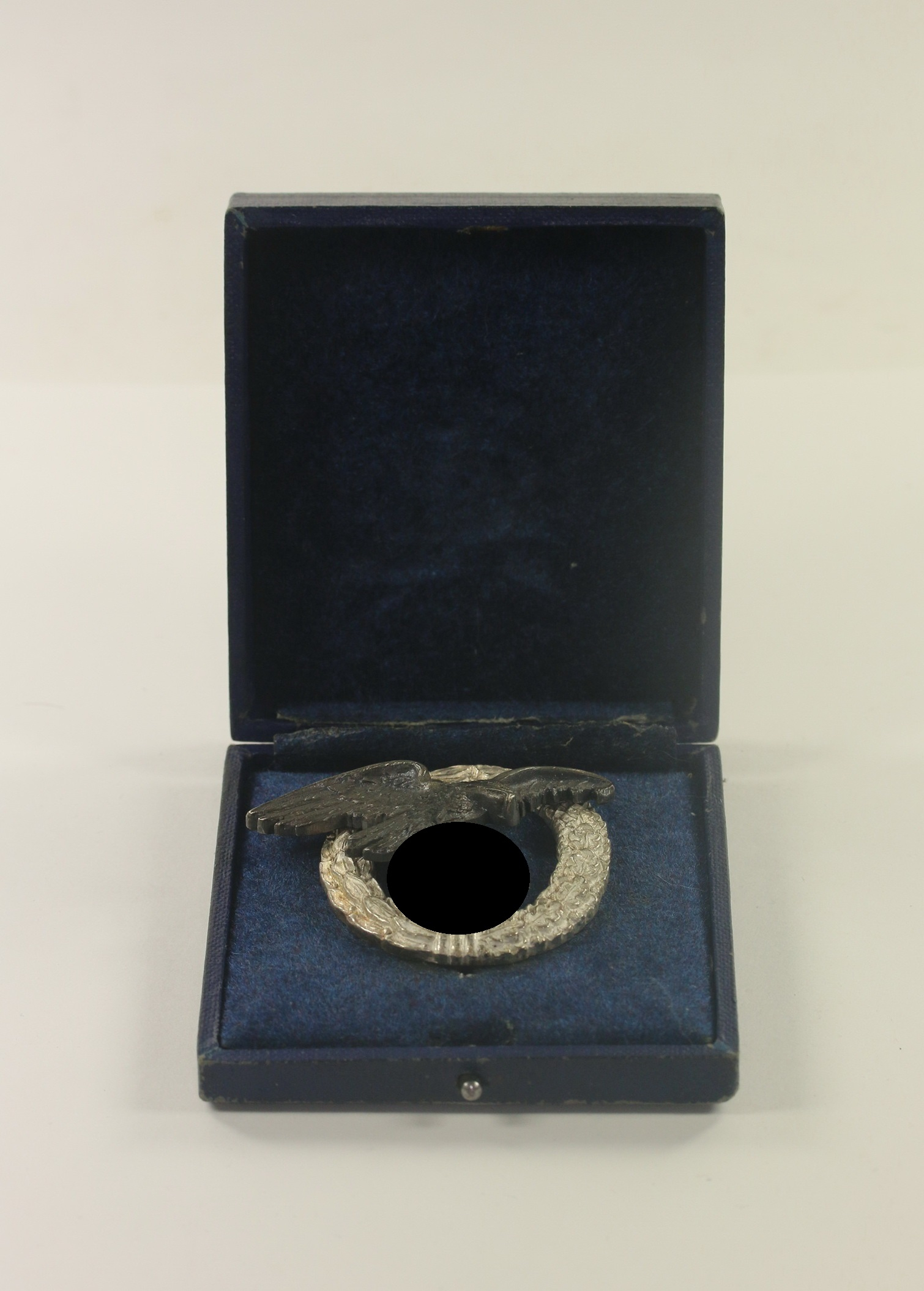 Beobachterabzeichen der Luftwaffe, Hst.  C.E. Juncker Berlin SW, im Etui – Bild 1