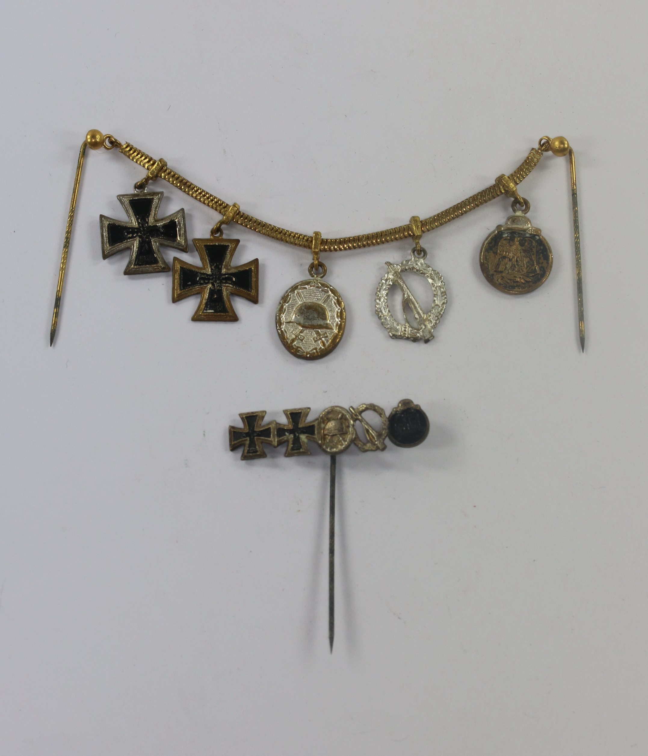 brd_miniaturen_kette_5x_miniatur_nadel_1957er_ausf_hrung_1_ BRD, Miniaturen Kette 5X + Miniatur Nadel 1957er Ausführung – Bild 1