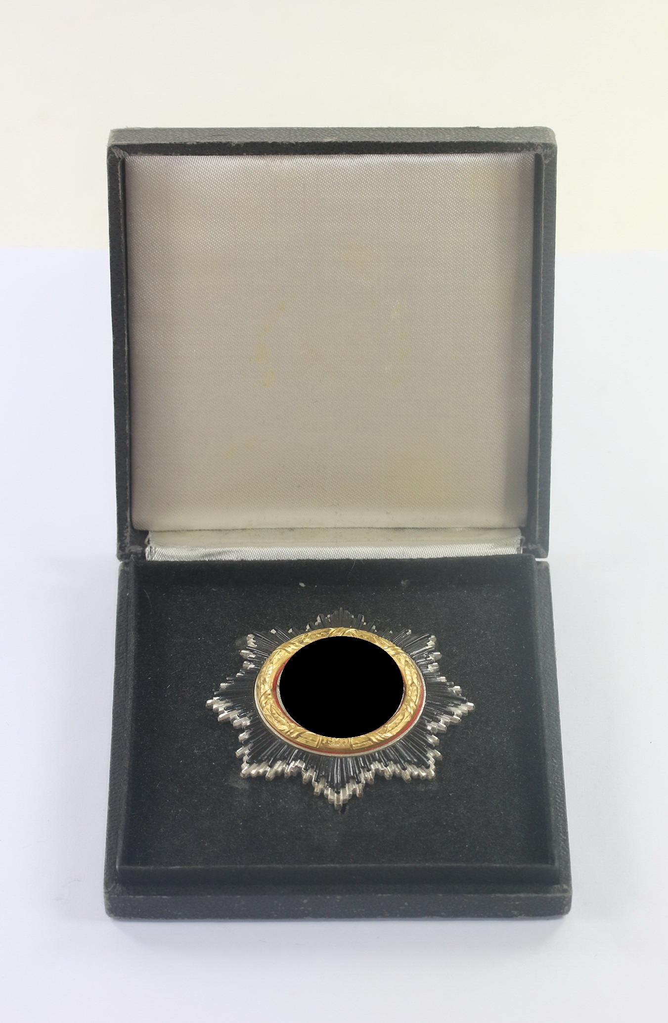 deutsches_kreuz_in_gold_steinhauer_l_ck_l_denscheid_im_etui_1__1 Deutsches Kreuz in Gold, Steinhauer & Lück, Lüdenscheid, im Etui – Bild 1