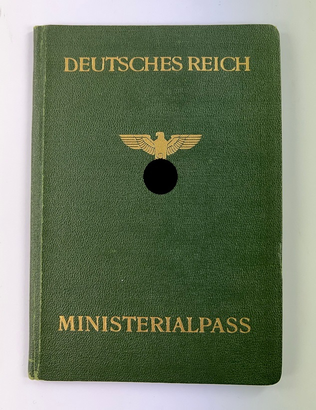 deutsches_reich_ministerialpass_ausw_rtiges_amt_1__bildgr_e_ndern Deutsches Reich, Foreign Office Pass. – Bild 1