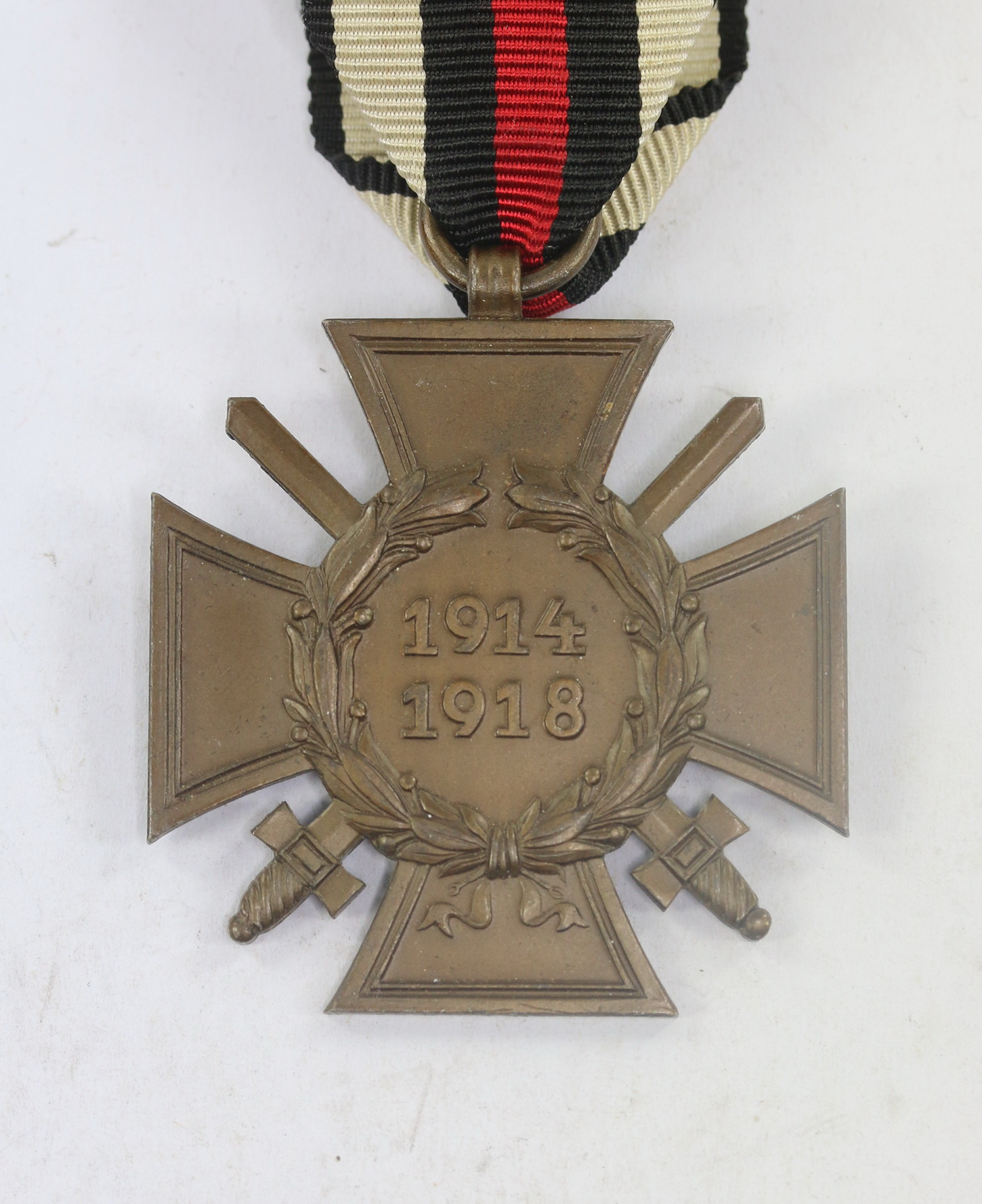 Hindenburg Cross for Combatants. Maker 32 R.V. Pforzheim – Bild 1